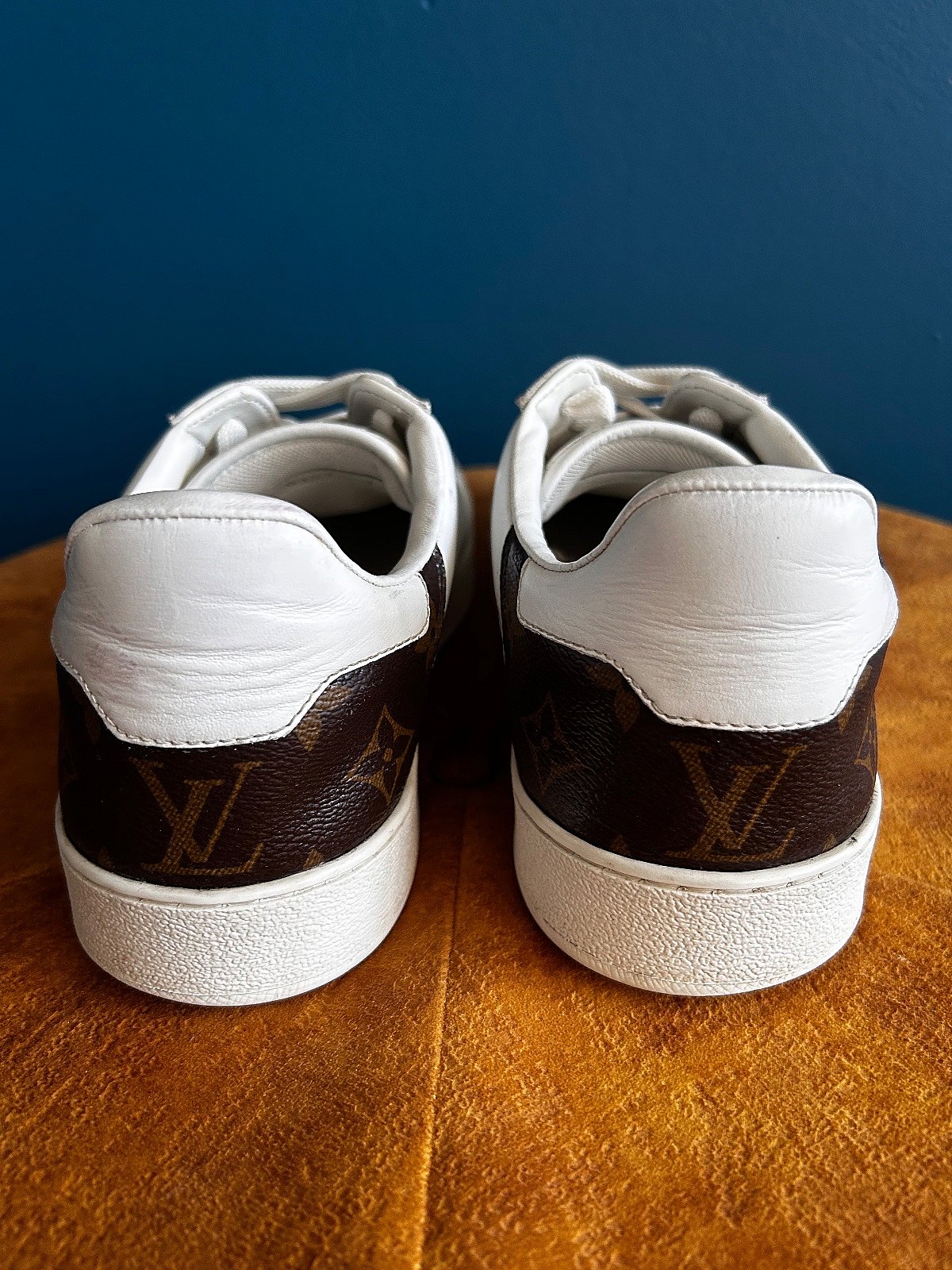 Sneakers tal-Ġilda Bajda Louis Vuitton - photo 3