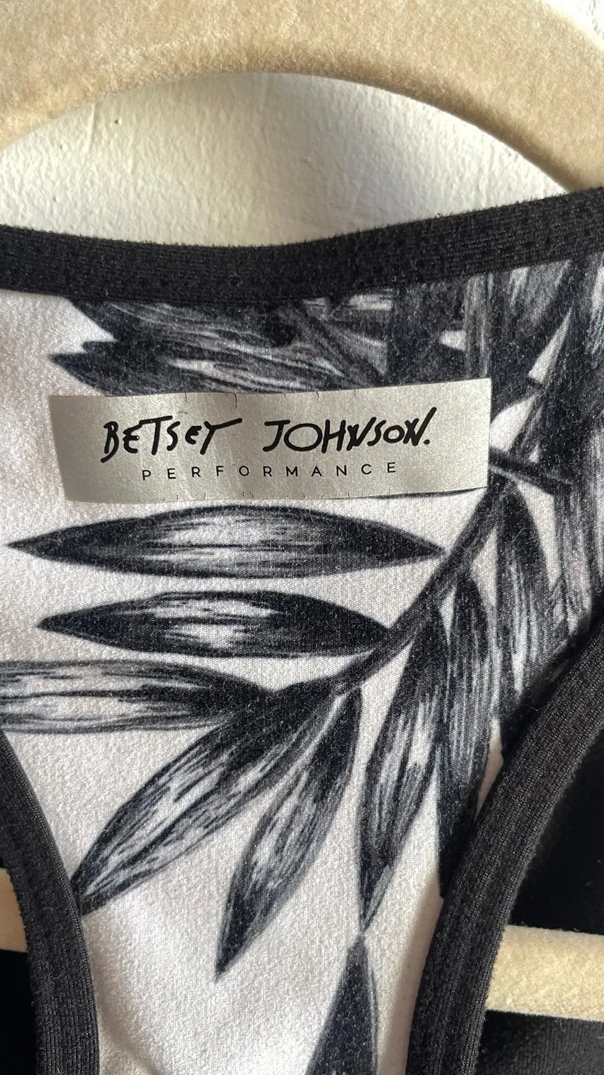 Top sportivo Betsey Johnson Performance - photo 4