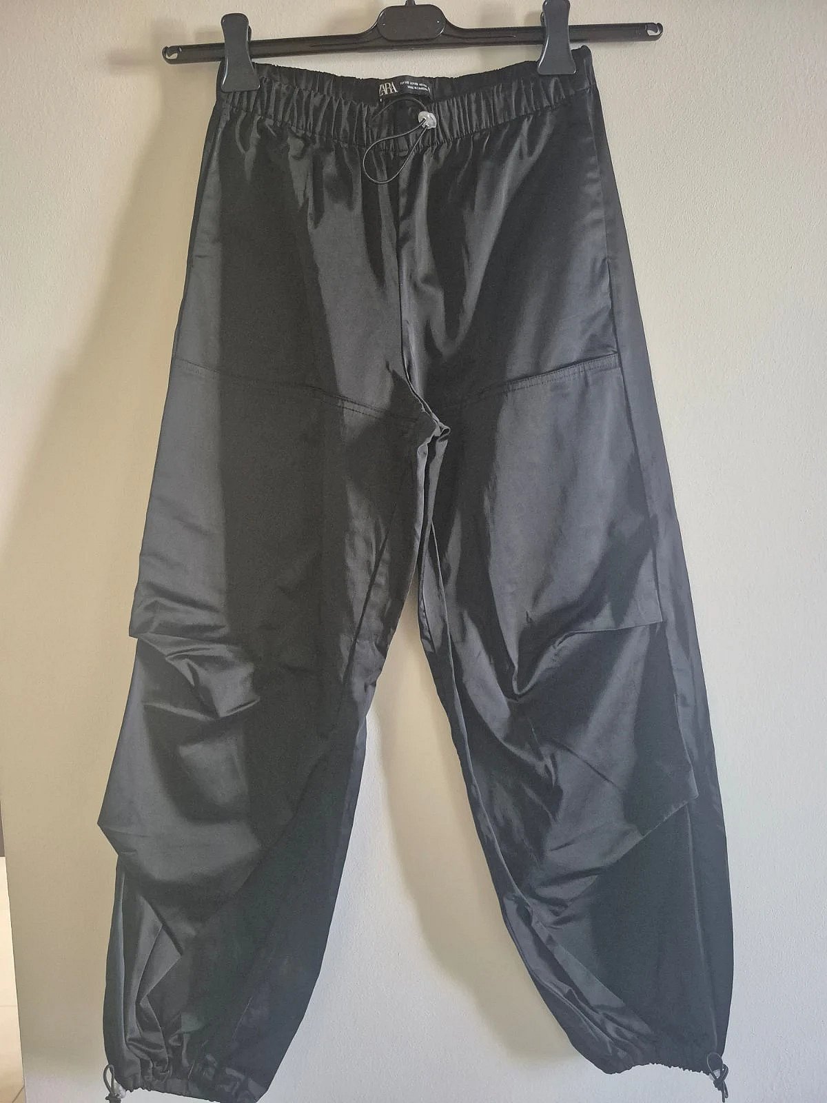 Pantalones holgados negros de Zara, talla XS/S - photo 4