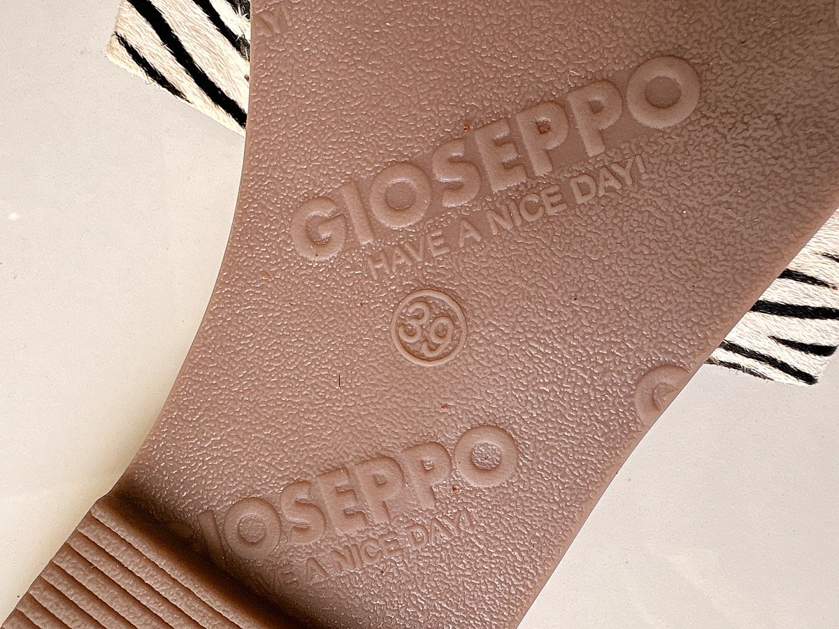 Gioseppo zebra print sandals - photo 4