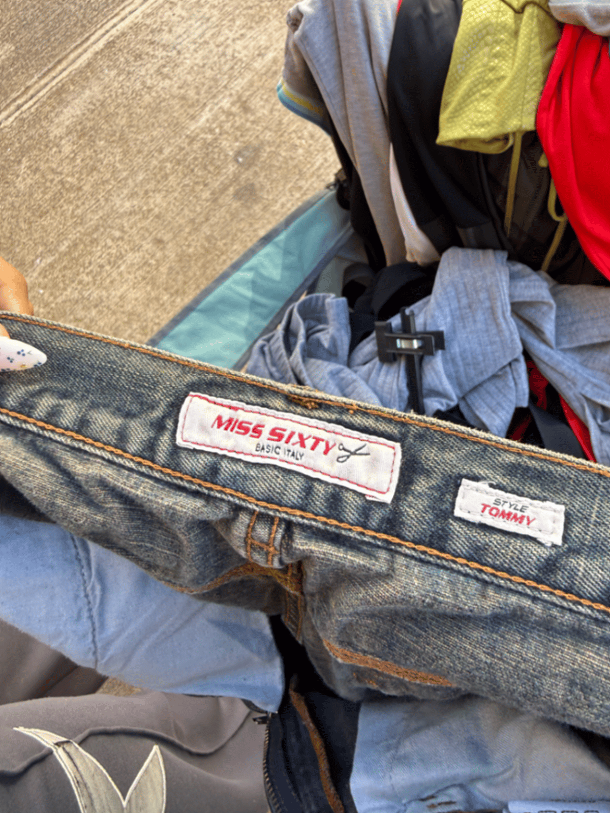 Jeans Blu Flare ta' Miss Sixty - photo 3