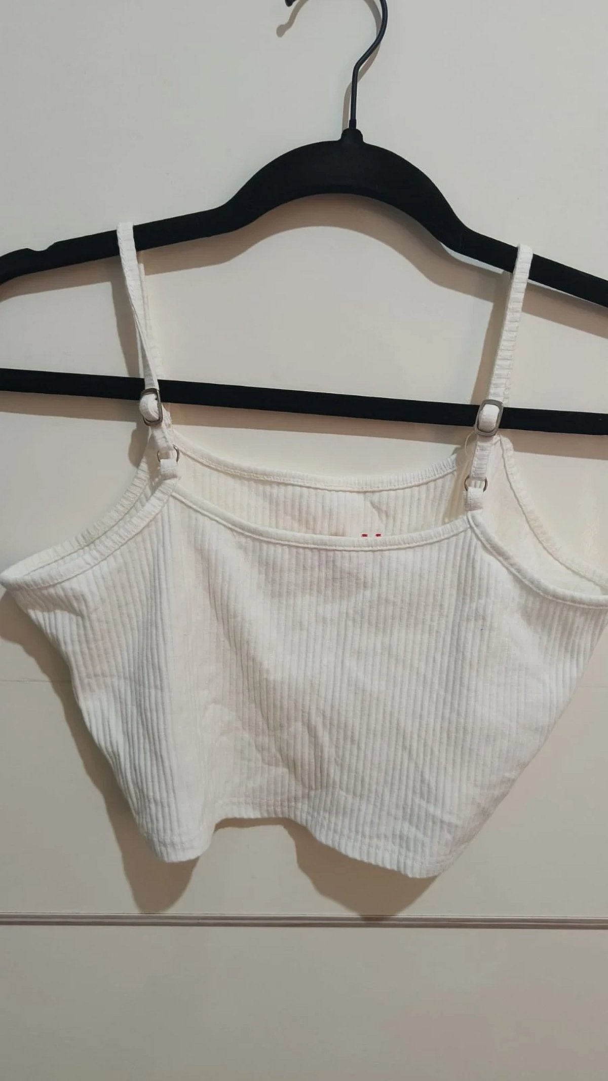 Top corto bianco a costine color miele - photo 2