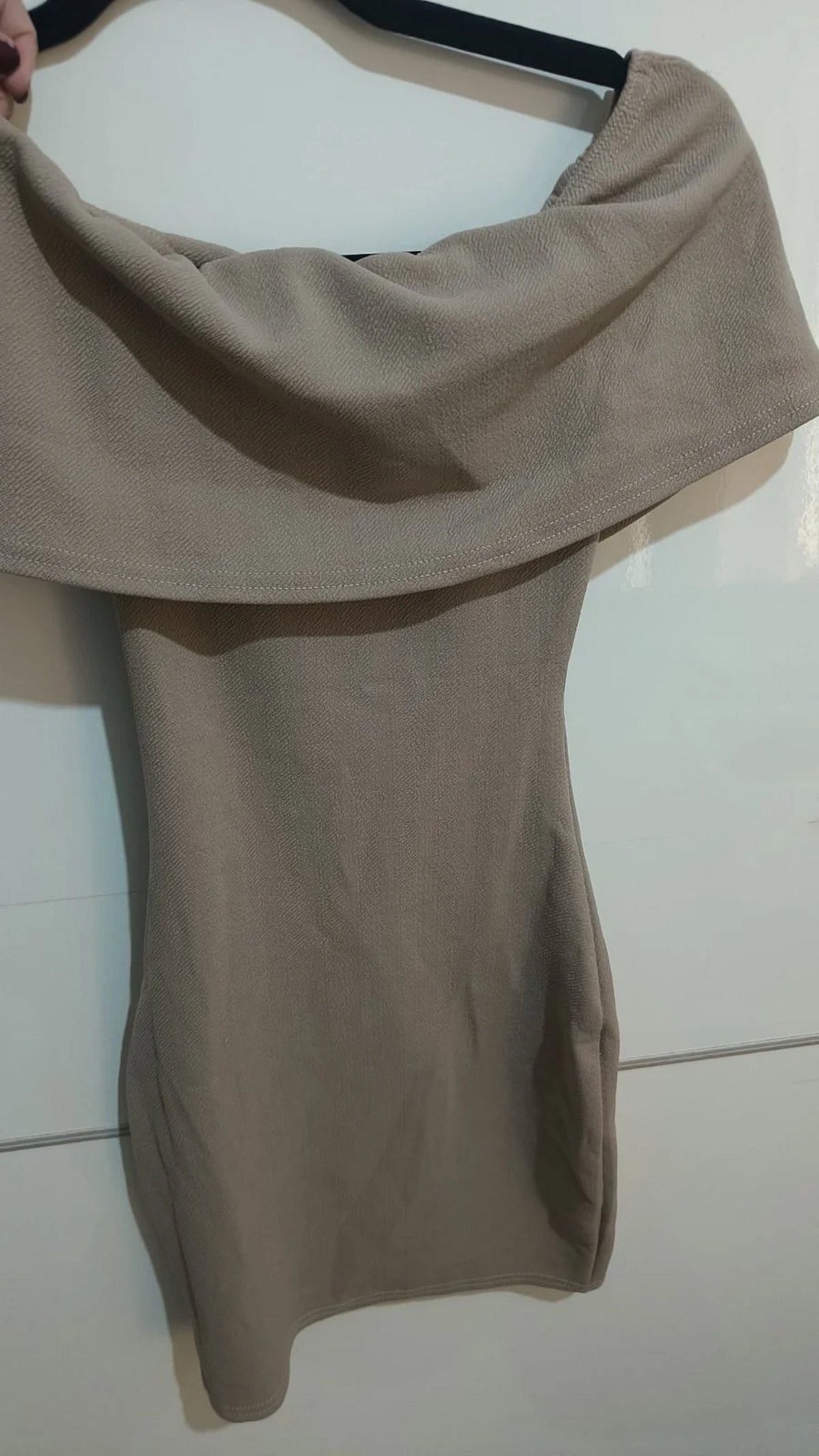 Boohoo Beige Off-Shoulder Mini Dress - photo 2