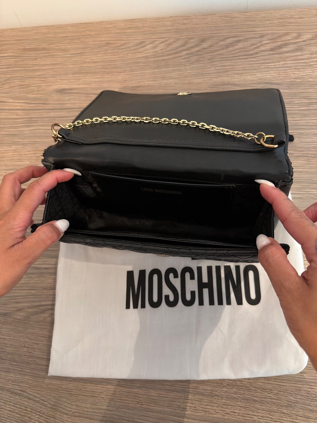 Borża tal-katina kkuttunata Love Moschino - photo 4