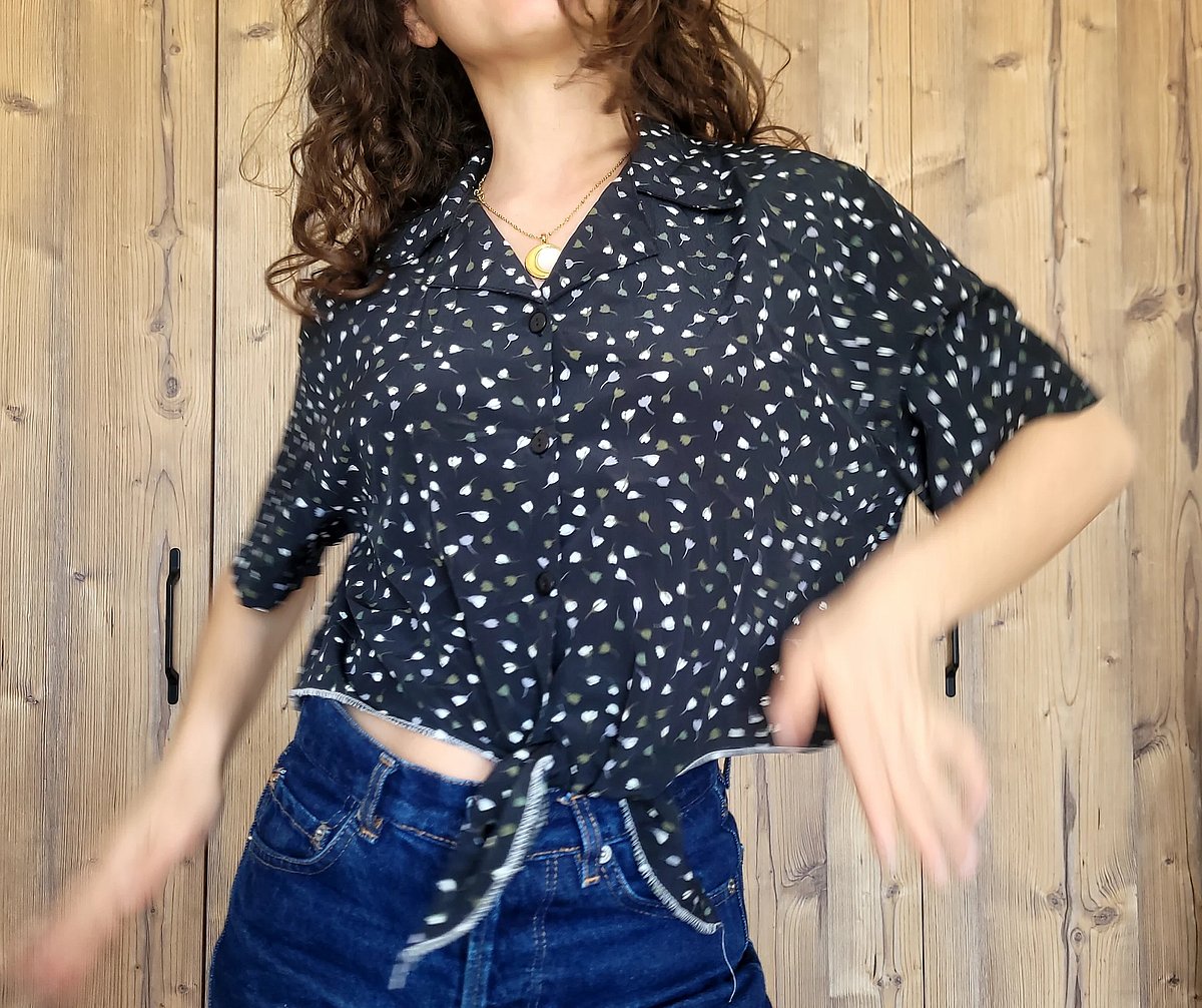 Patterned Short Sleeve Button-Up Blouse - photo 3