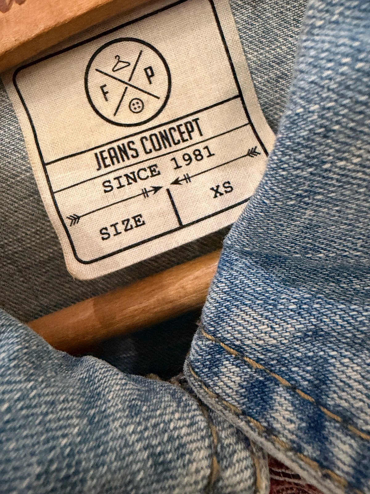 Ġakketta tad-Denim - Daqs XS - photo 3