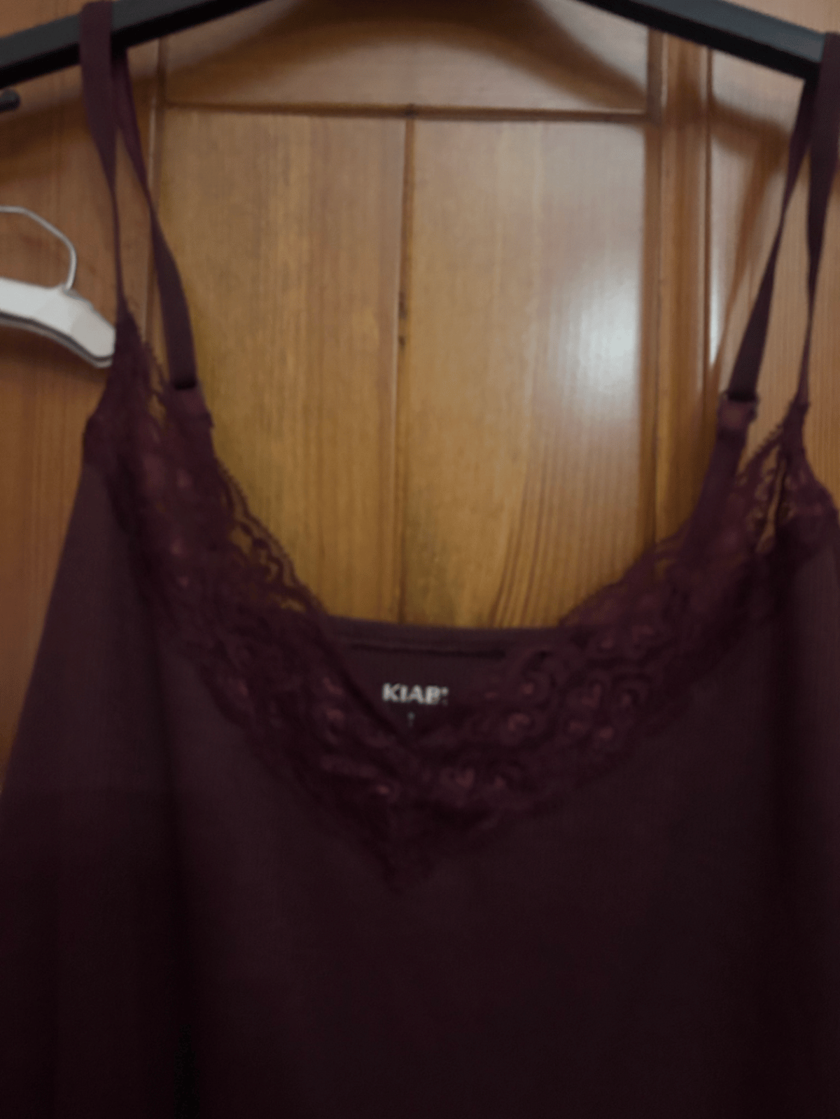 Bodysuit b'riġlejn u trim tal-bizzilla tal-Burgundy - photo 2