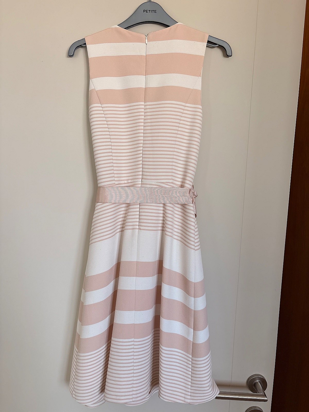 Striped sleeveless midi dress - photo 2