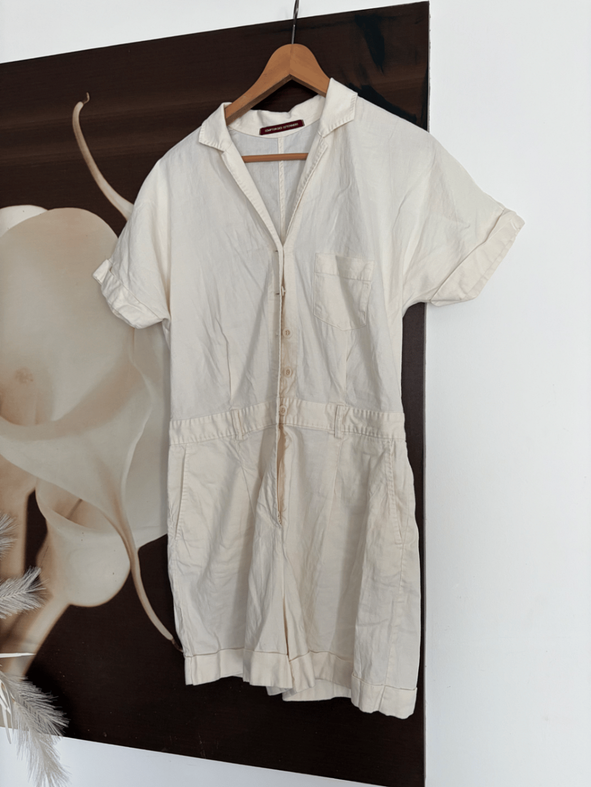 Playsuit Qasir bil-Buttuni Krema fuq Quddiem - photo 2