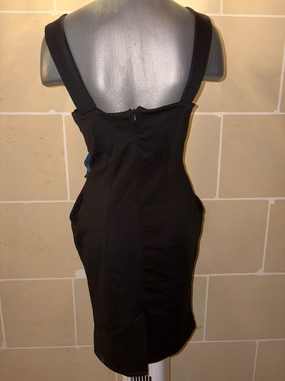 Black Pocket Dress Size L - photo 3