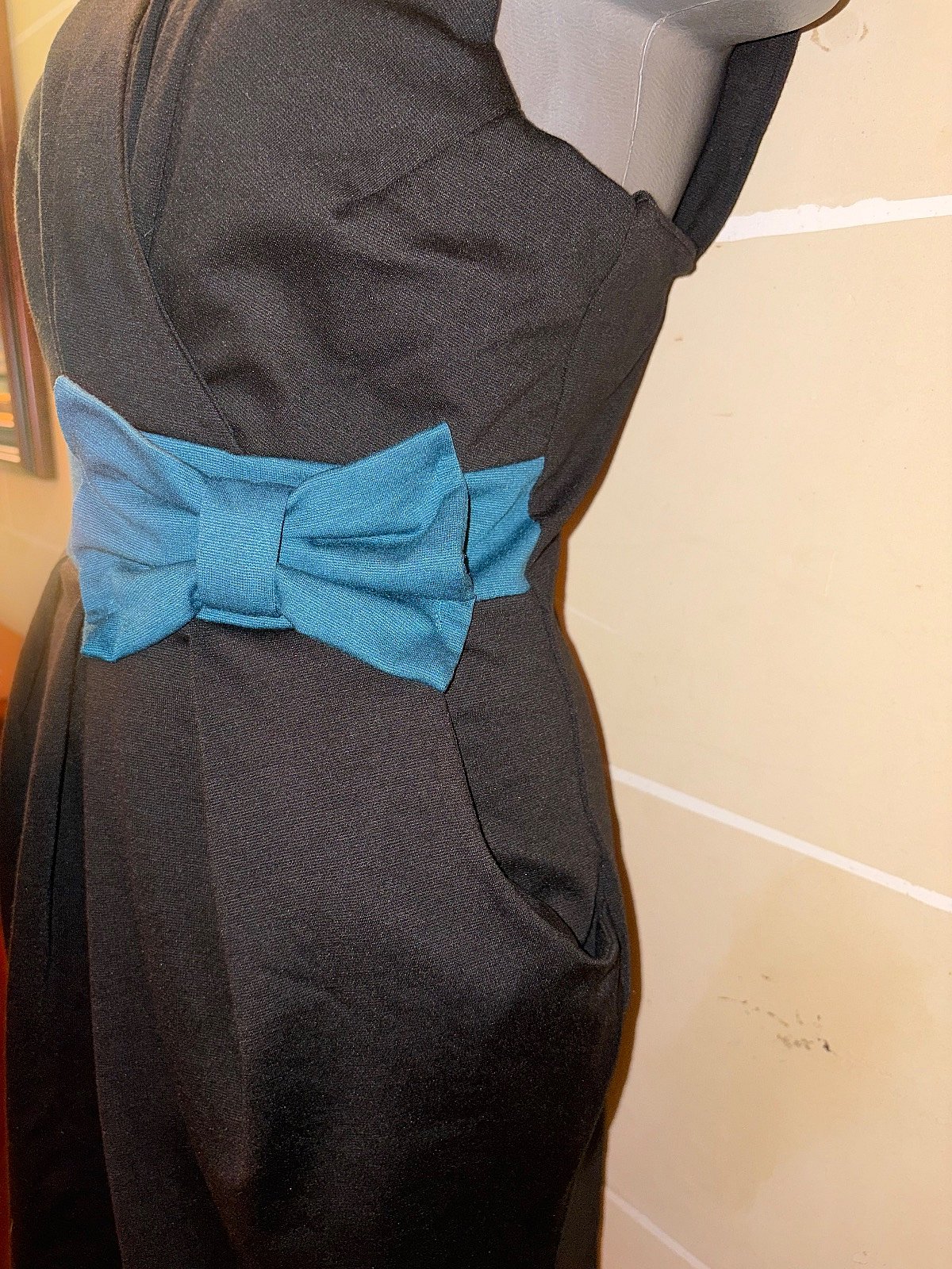 Black Pocket Dress Size L - photo 2