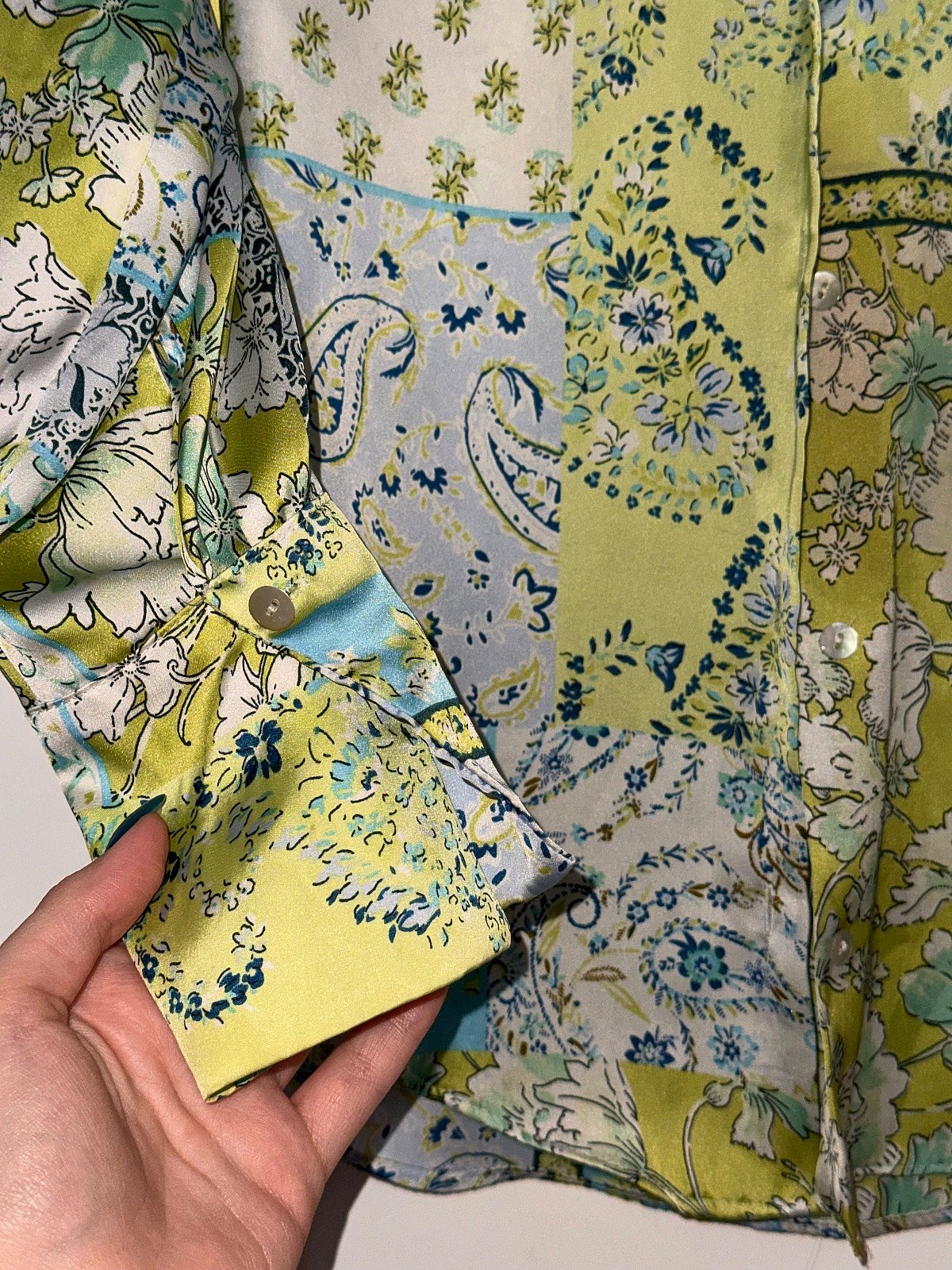 Bluża Zara bi Stampa Paisley tal-Fjuri - photo 3