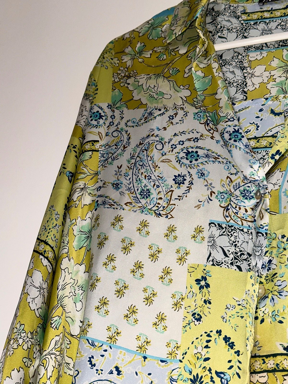 Bluża Zara bi Stampa Paisley tal-Fjuri - photo 2