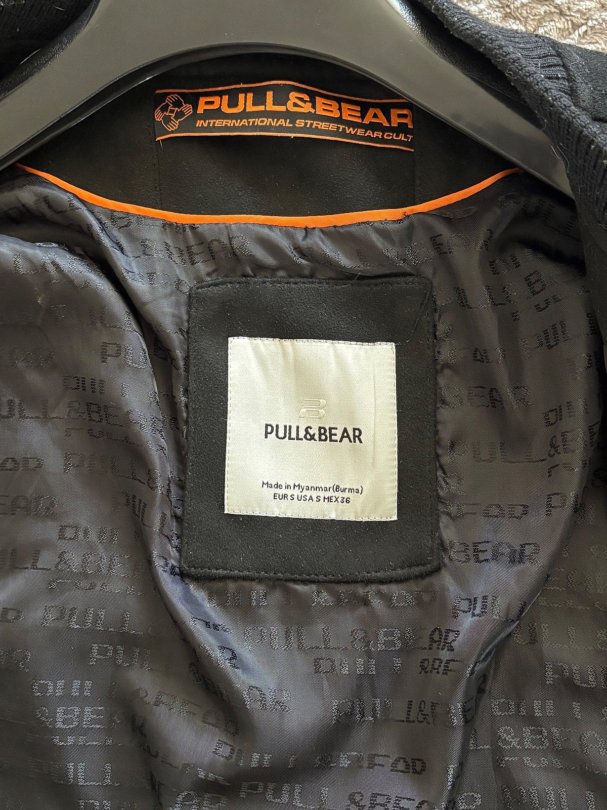 Ġakketta bomber sewda ta' Pull&Bear - photo 2