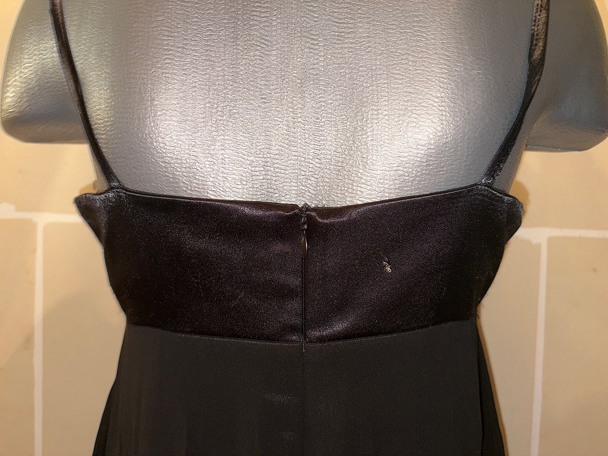 Fancy Black Satin Dress EU42 - photo 3