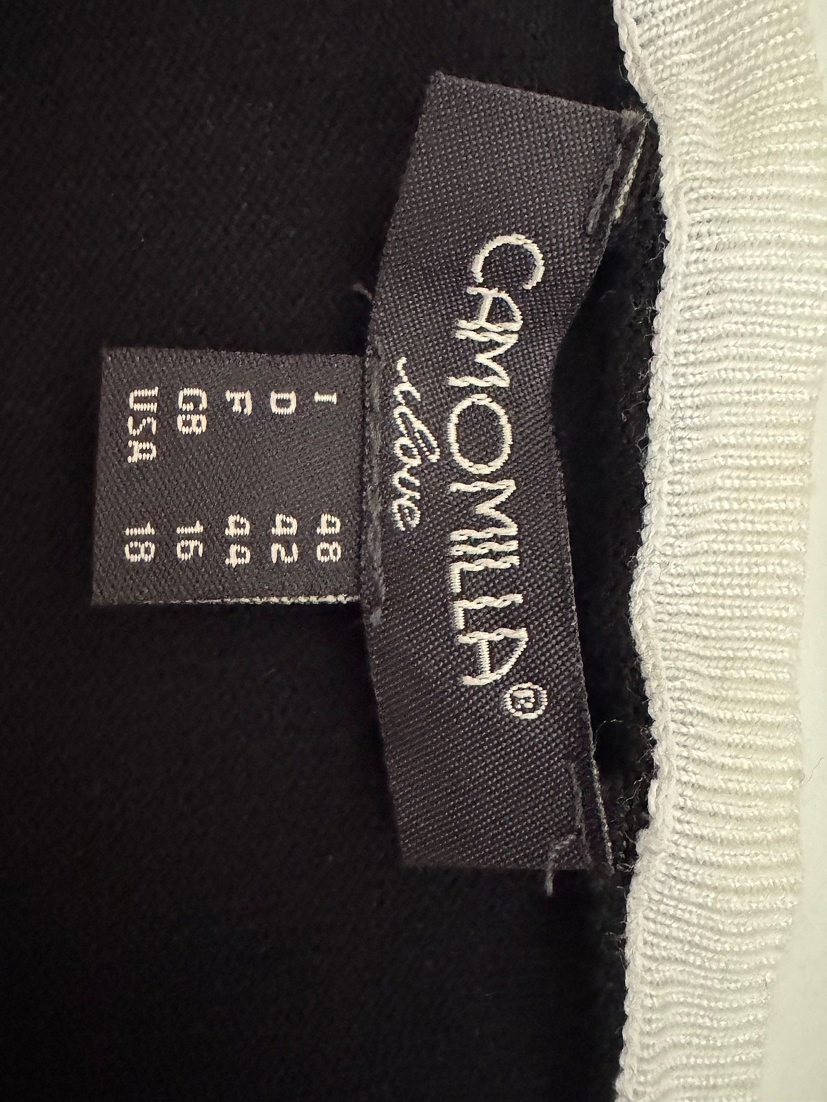 Cardigan Camomilla Iswed b'Trim Kuntrast - perla waħda nieqsa! - photo 7