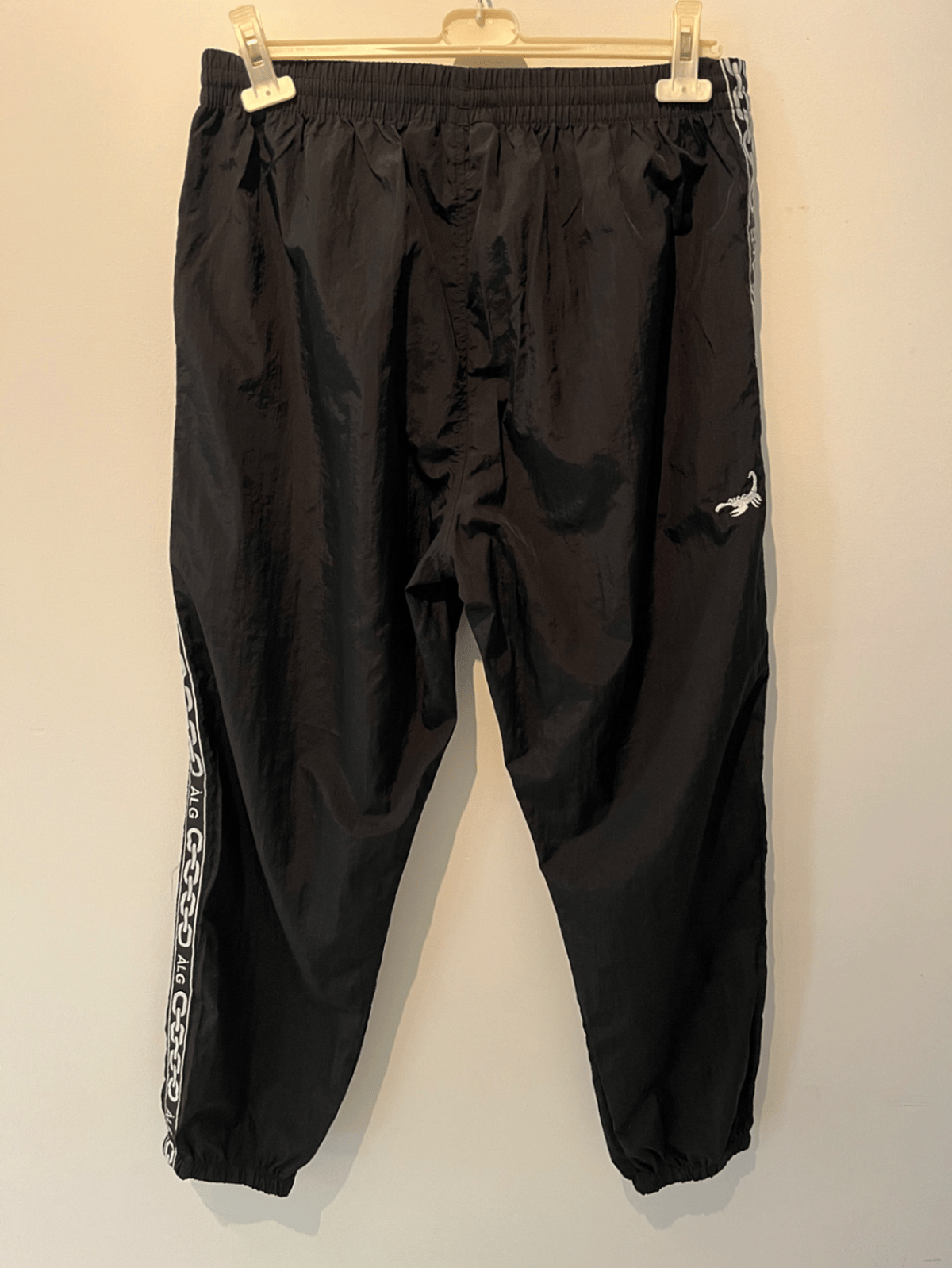 Pantaloni da tuta con bordino nero - photo 3