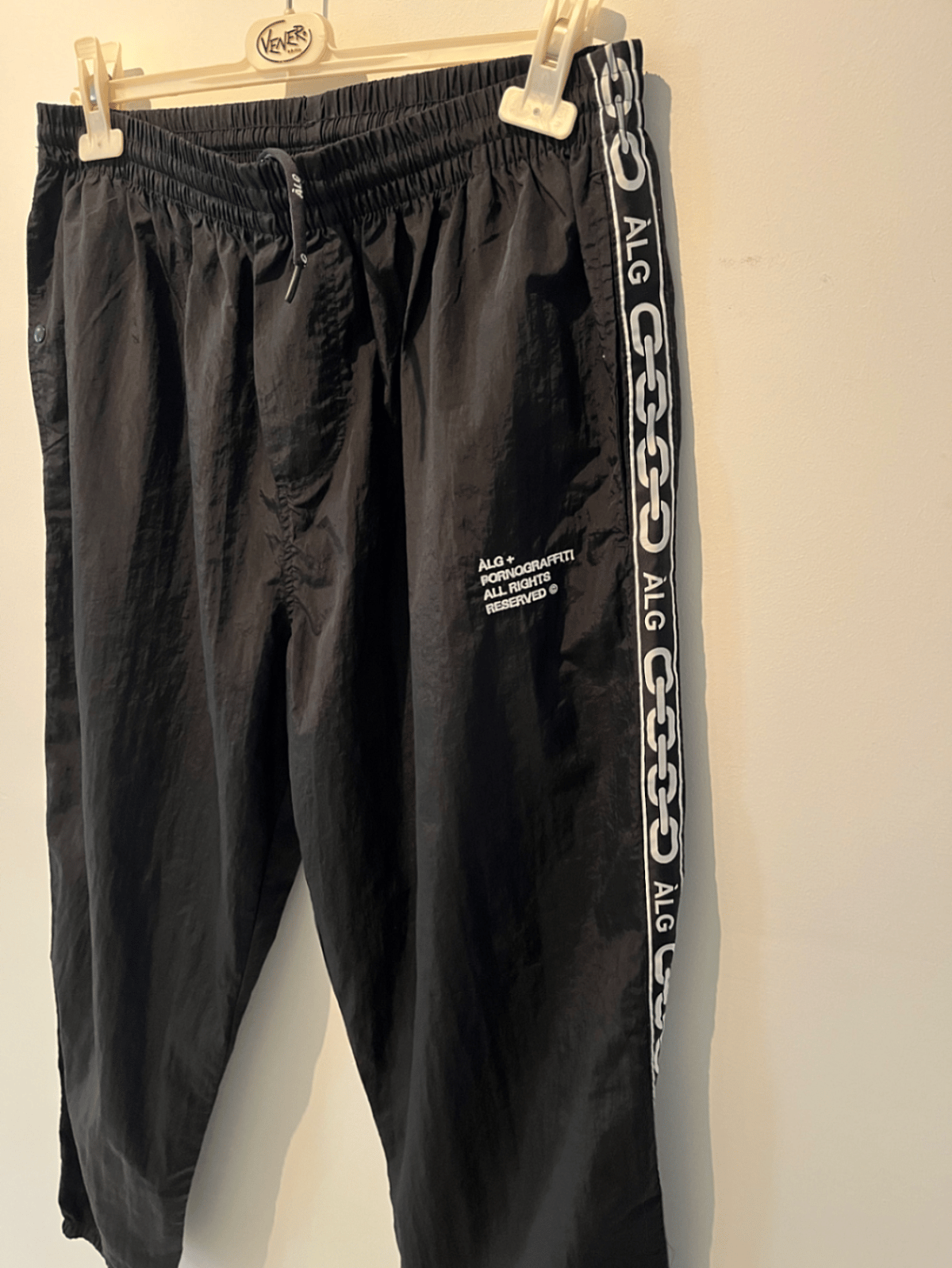 Pantaloni da tuta con bordino nero - photo 2