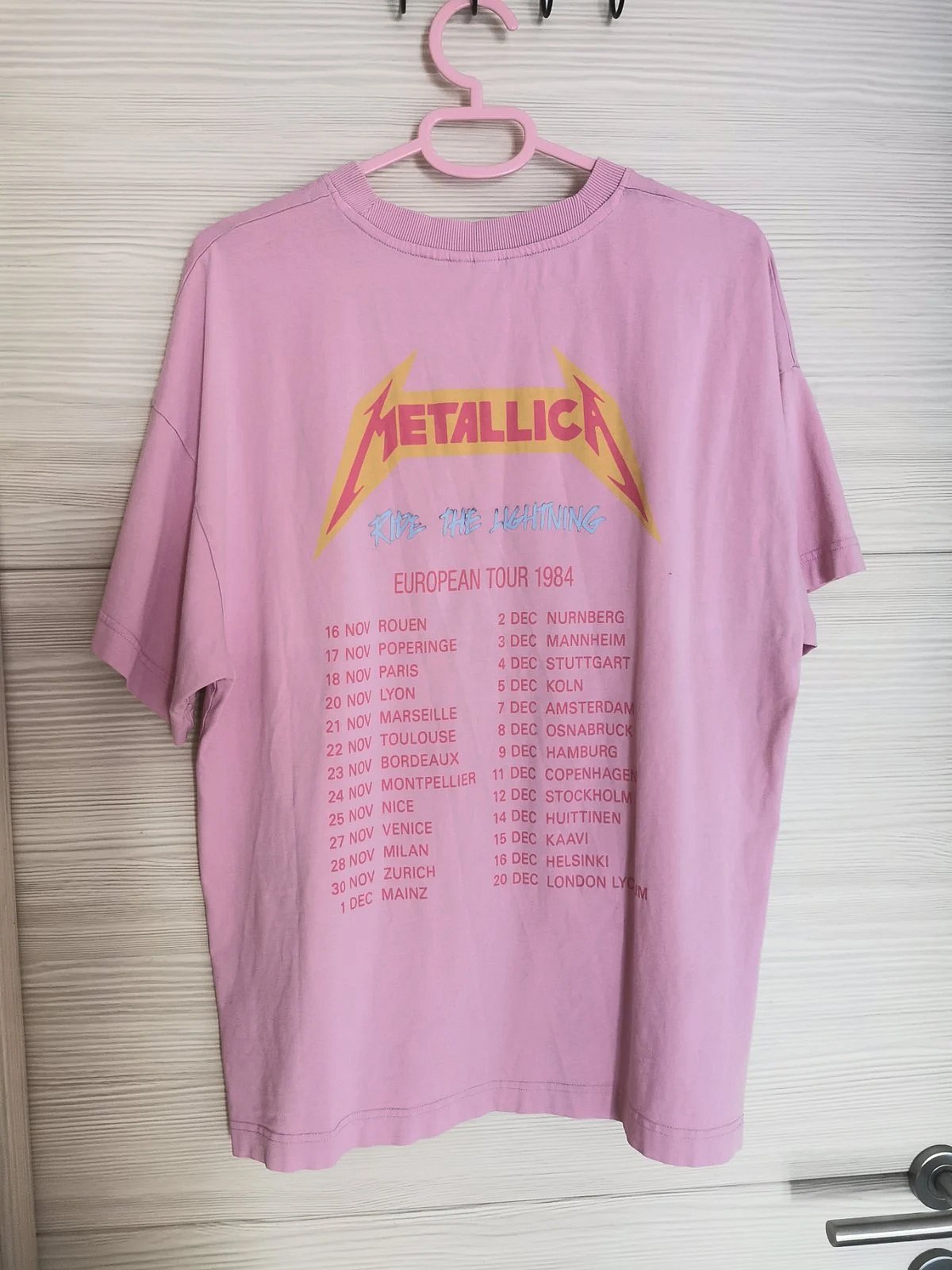 Maglietta dei Metallica rosa cipria, H&M, taglia M - photo 2