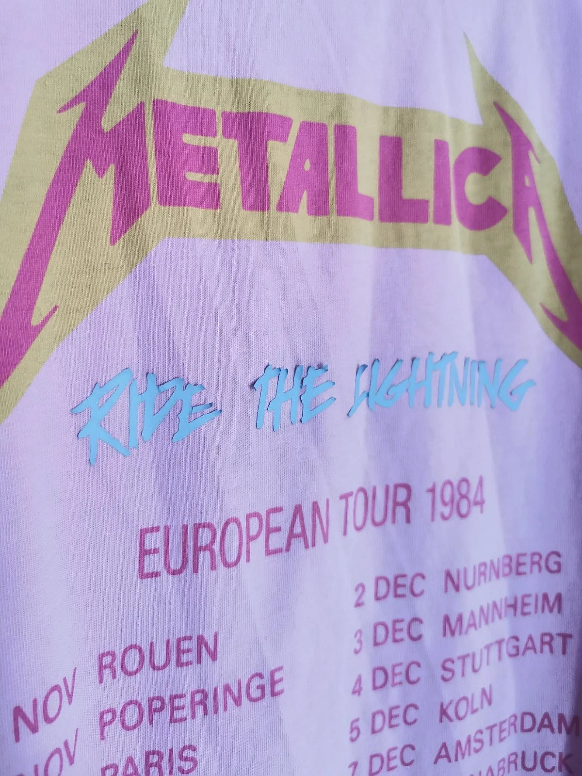 Maglietta dei Metallica rosa cipria, H&M, taglia M - photo 3