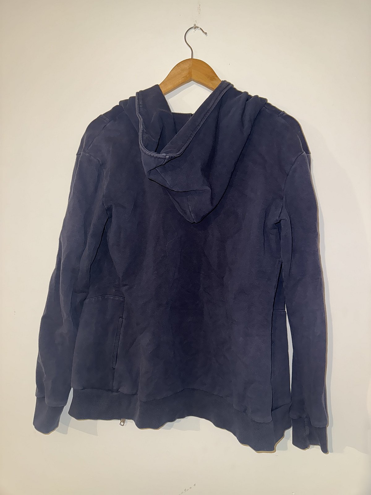 Sudadera con capucha y cremallera asimétrica Vincit Victor - photo 4