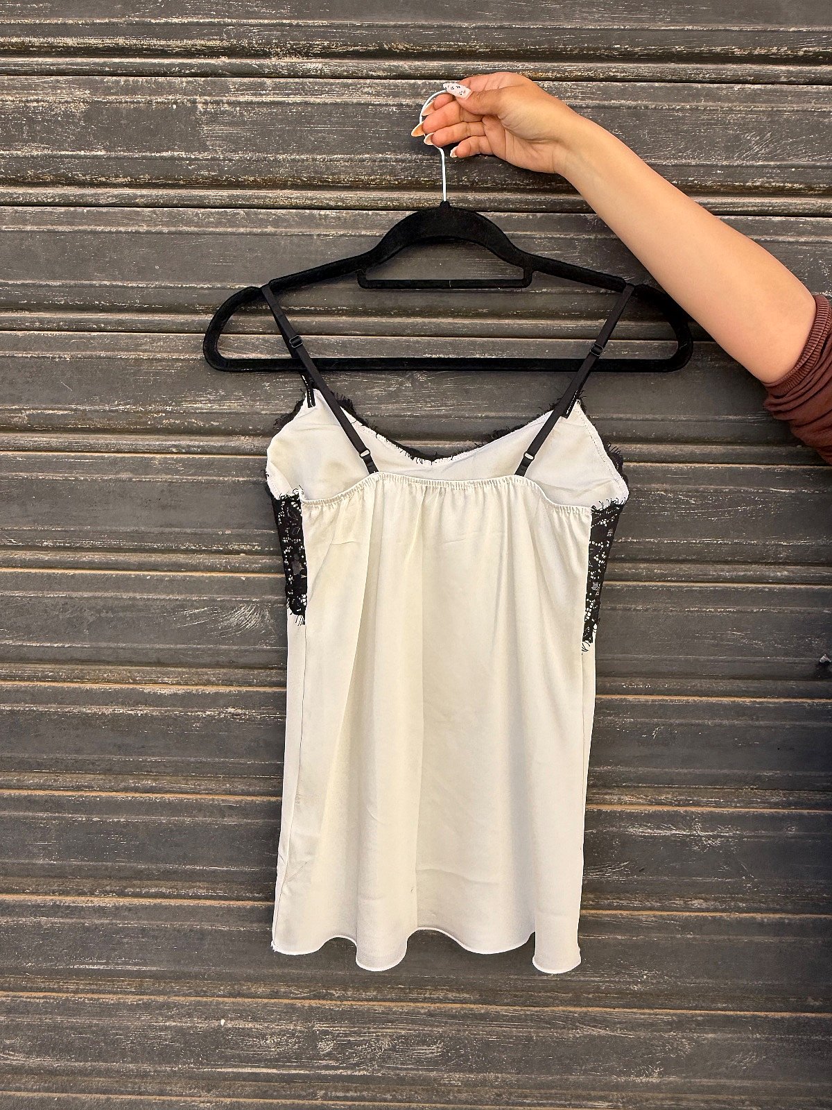 White lace trim camisole top - photo 3