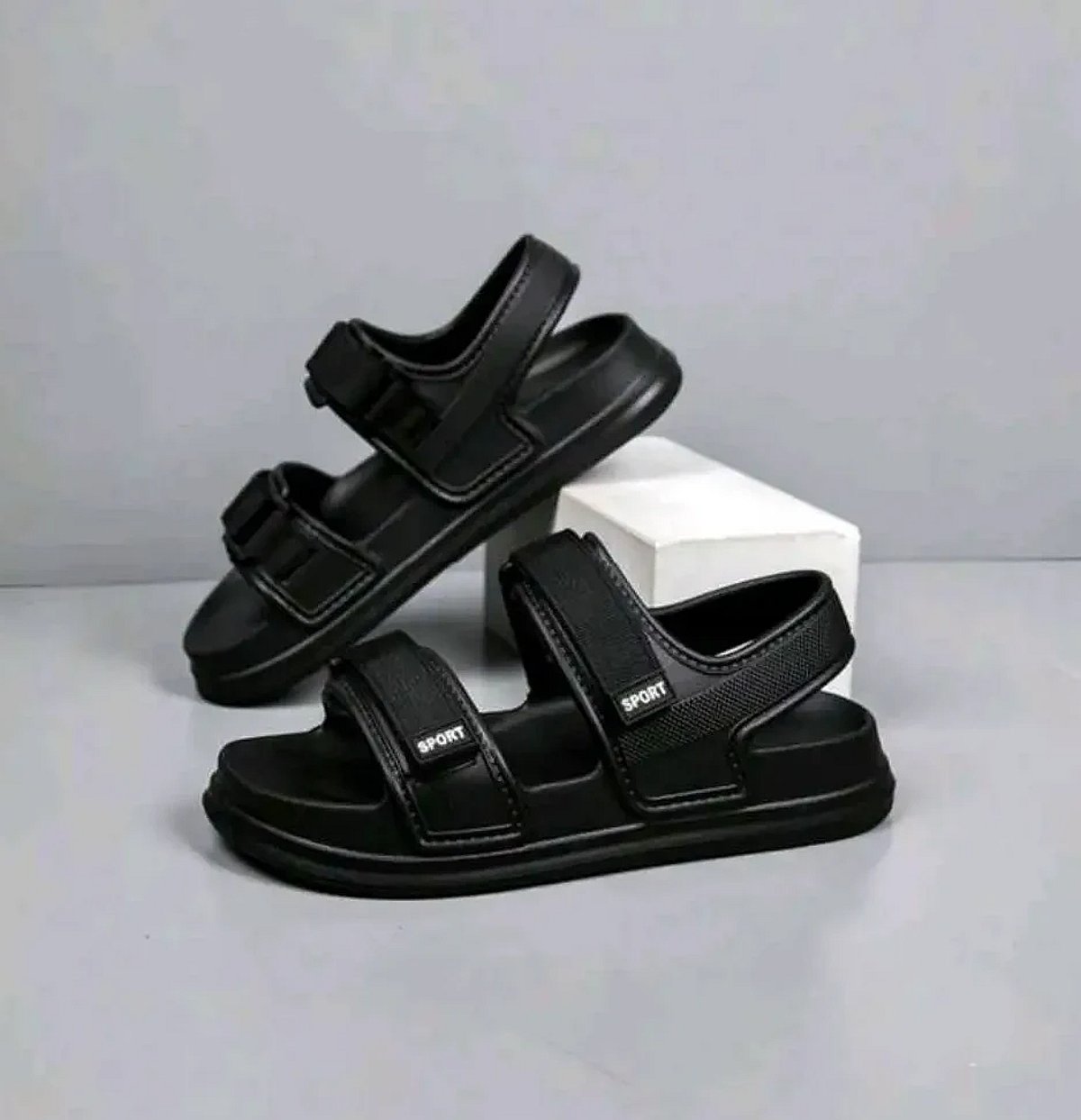 Sandalias para hombre - Completamente nuevas - photo 3