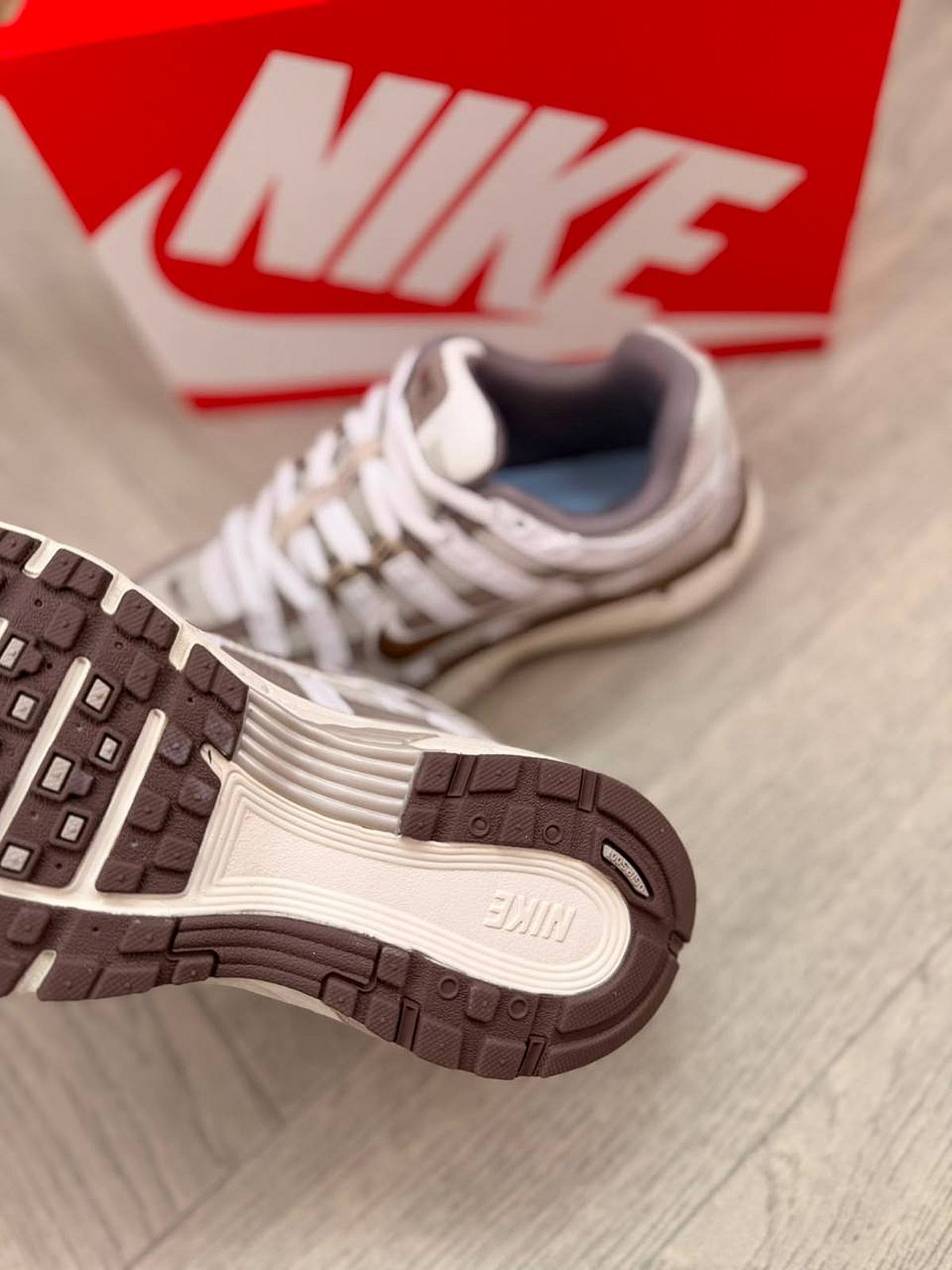Nike P-6000 Trainers - photo 6