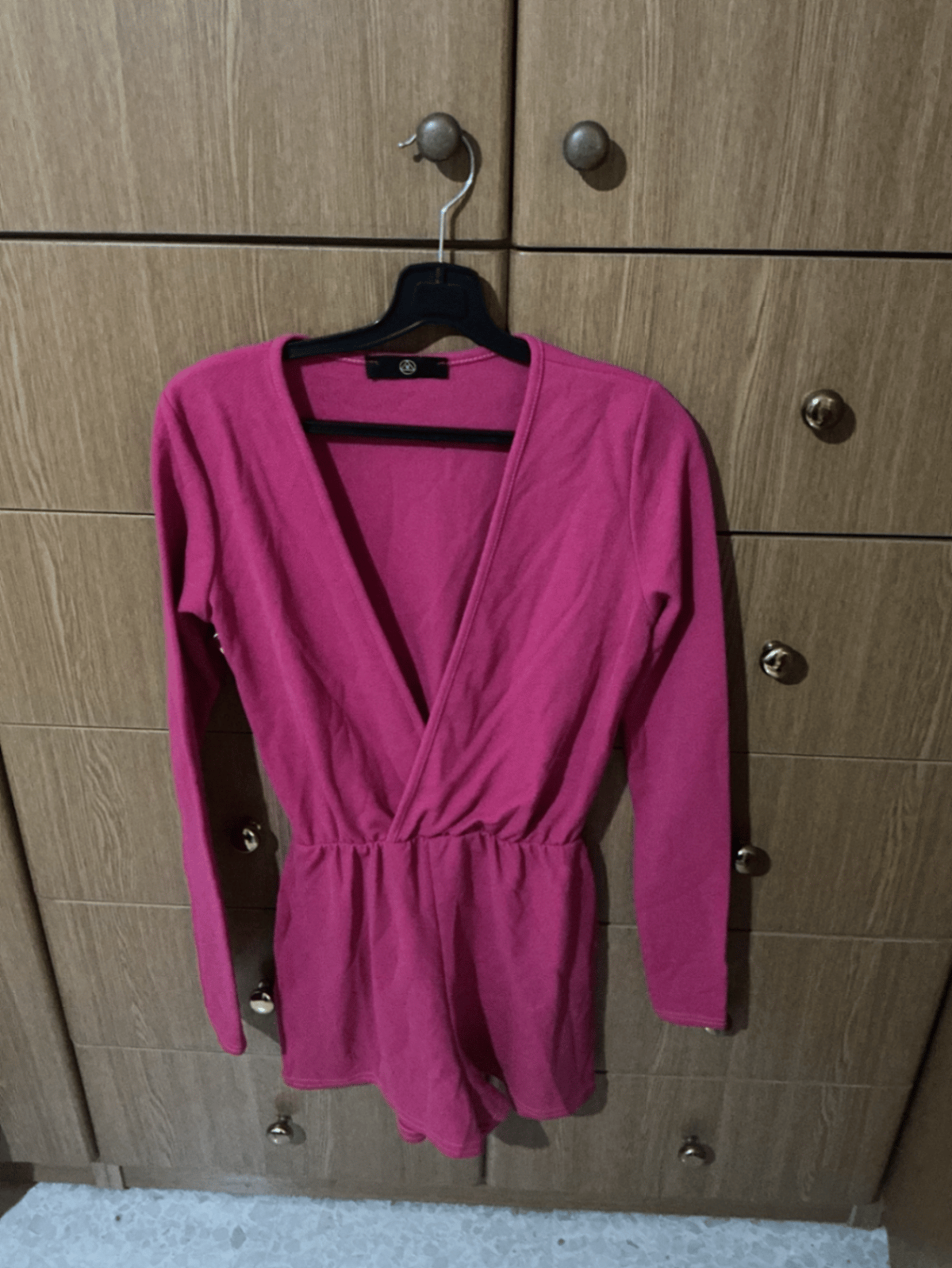Playsuit roża b'għonq V u kmiem twal ta' Missguided - photo 3