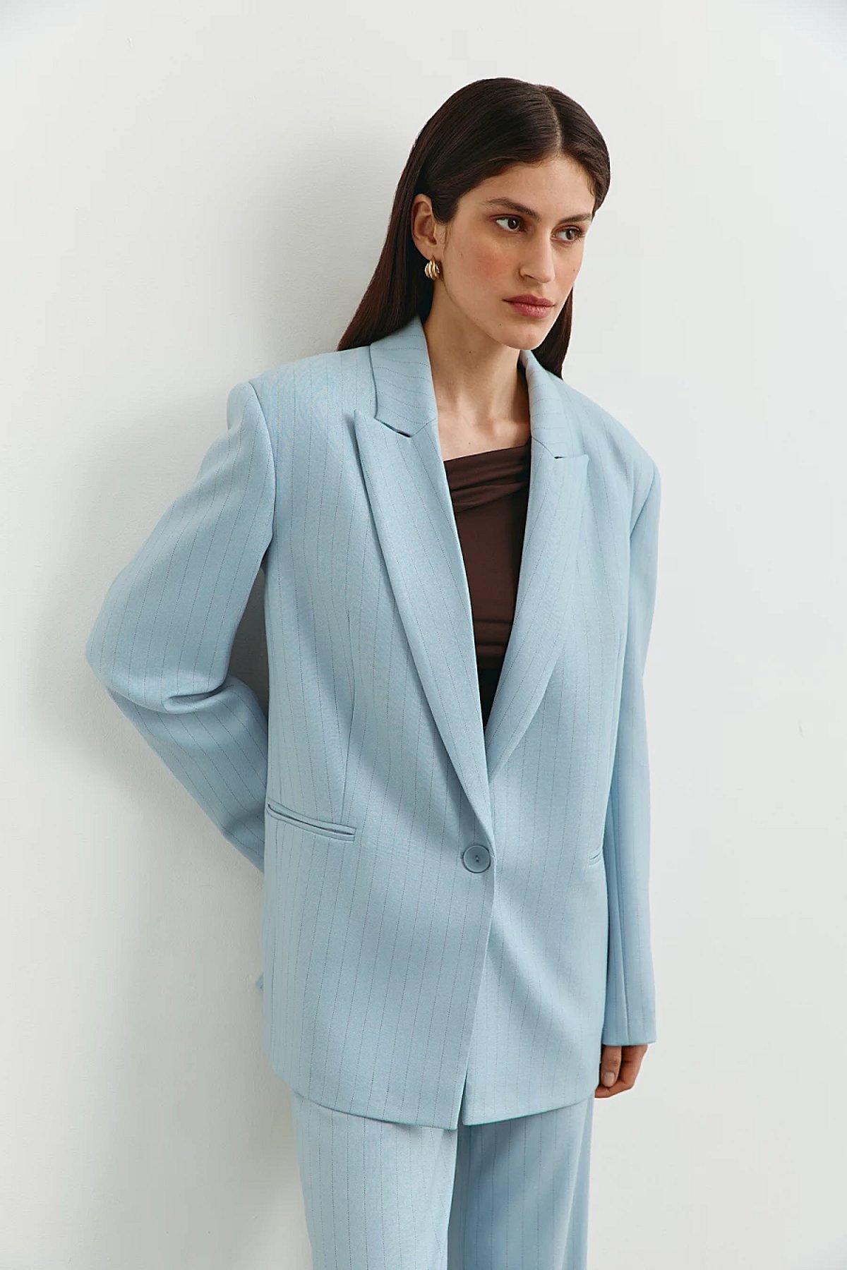 Chaqueta de viscosa azul a rayas de un solo botón - photo 2