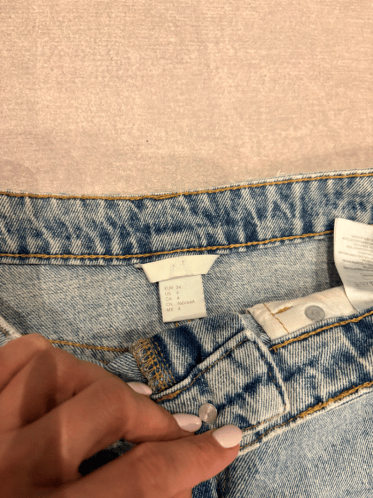 Dbielet Mini tan-Nisa tad-Denim Imnikkta - photo 2