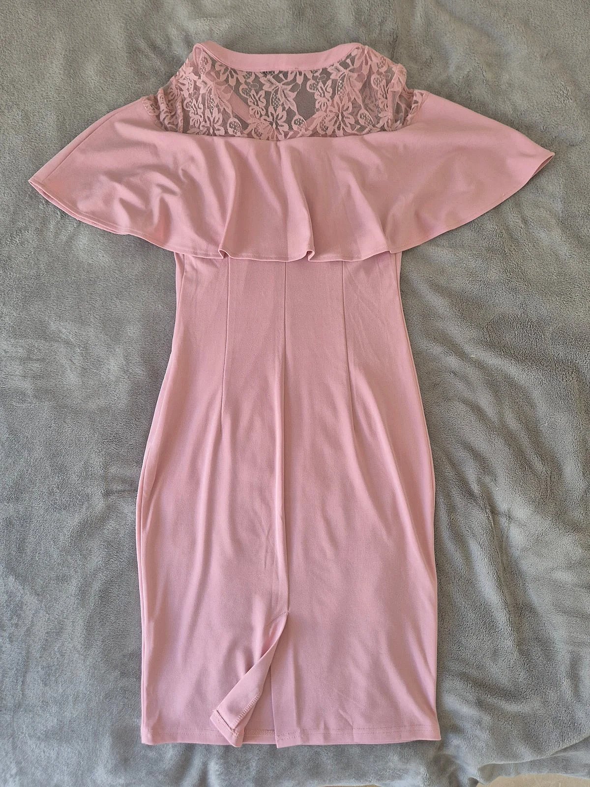 Vestido midi de renda rosa - photo 2