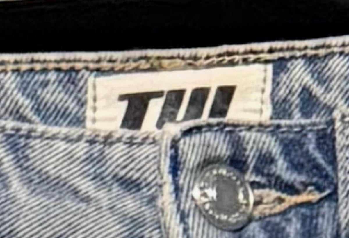 Jeans Wiesgħa b'Ħasil Ċar Imdejjaq - photo 4