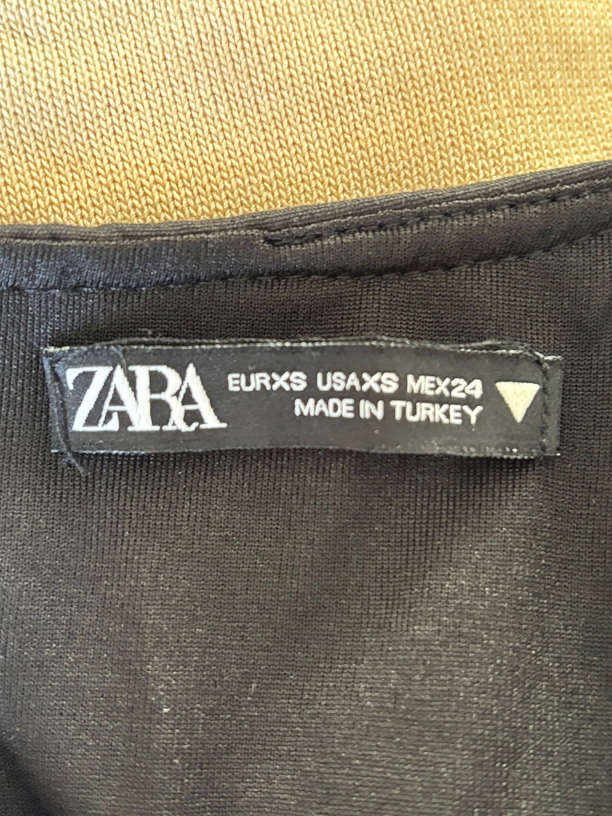 Bodysuit iswed bil-korsett ta' Zara - photo 3