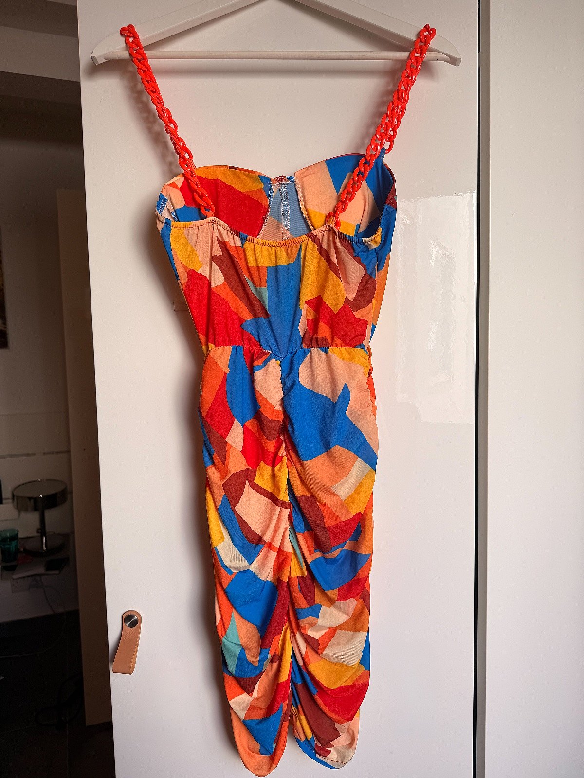 Vestido curto franzido com estampa abstrata - photo 2