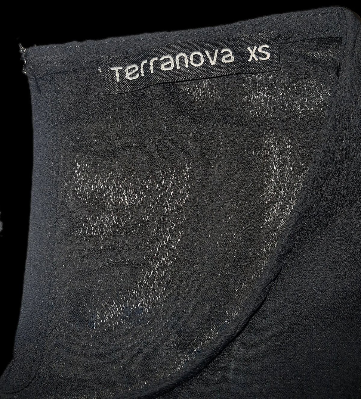 Bluża Terranova Iswed biċ-Ċiffon u l-Ispallejn Ruffles XS - photo 4