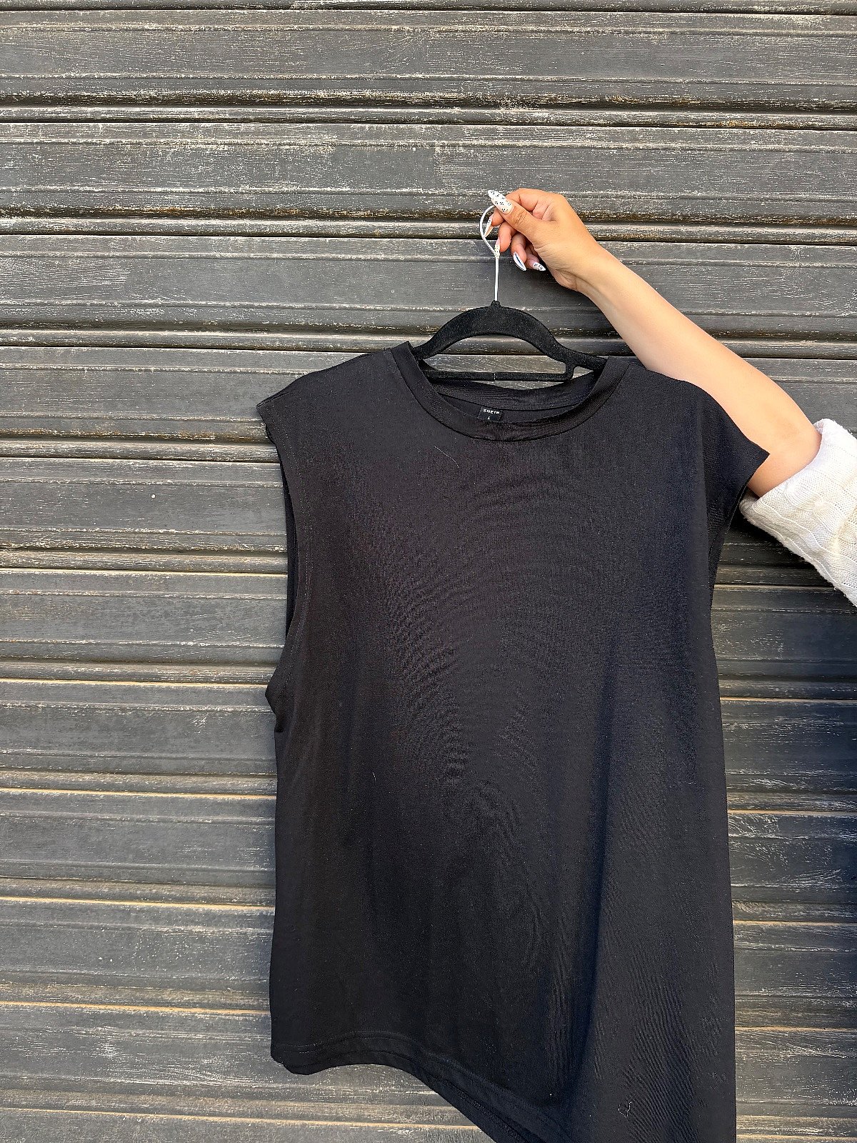 Black sleeveless cotton tank top - photo 2
