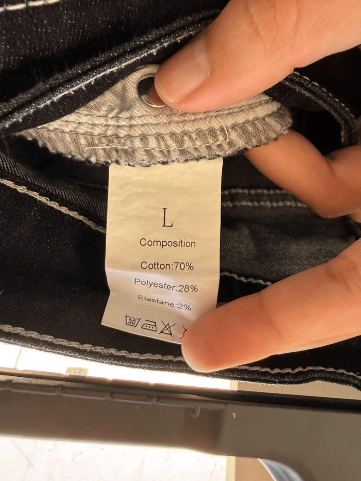 Pantaloncini in denim nero lunghi fino alla ginocchio - photo 3