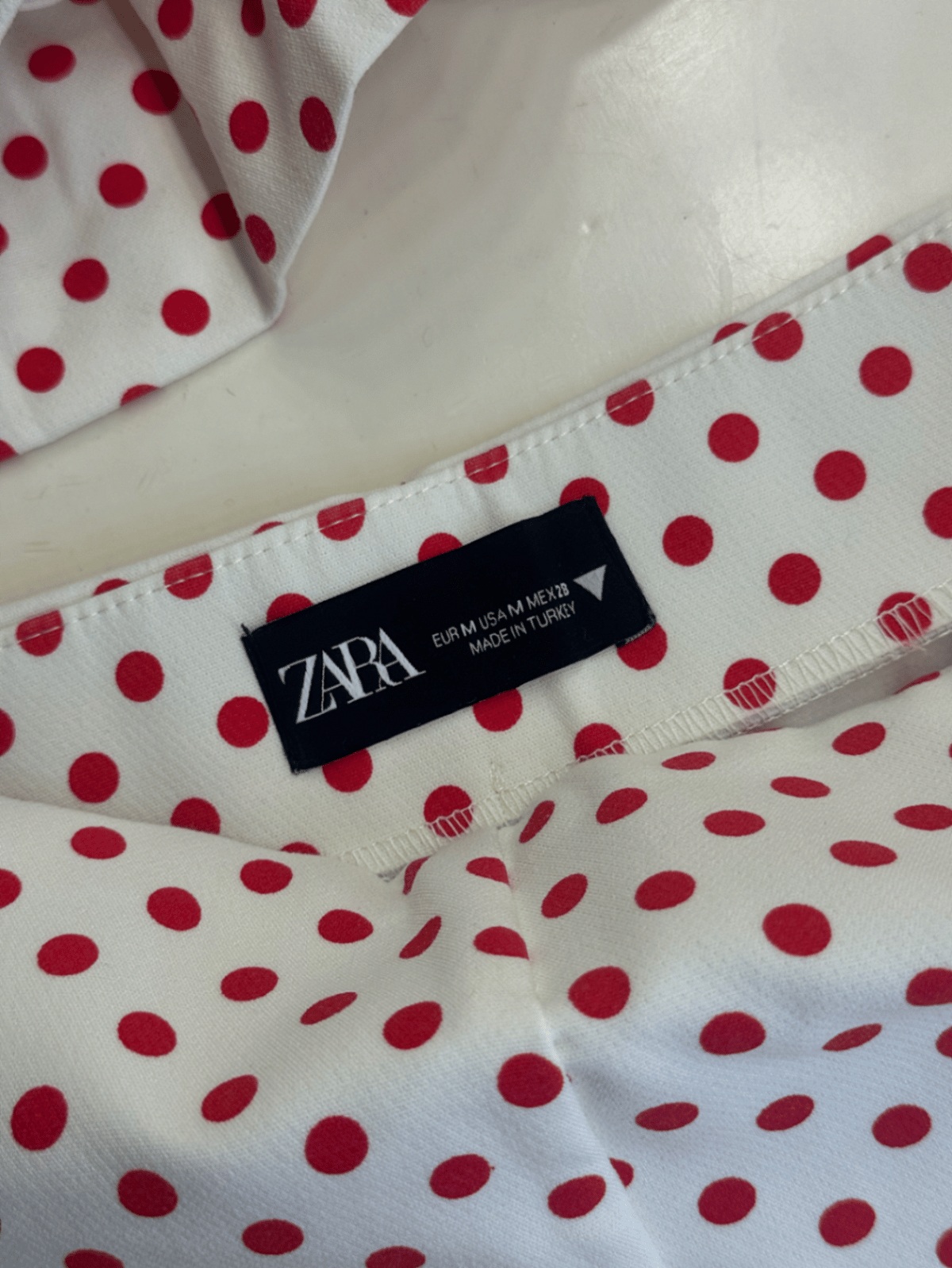 Conjunto corto de lunares de Zara - photo 2