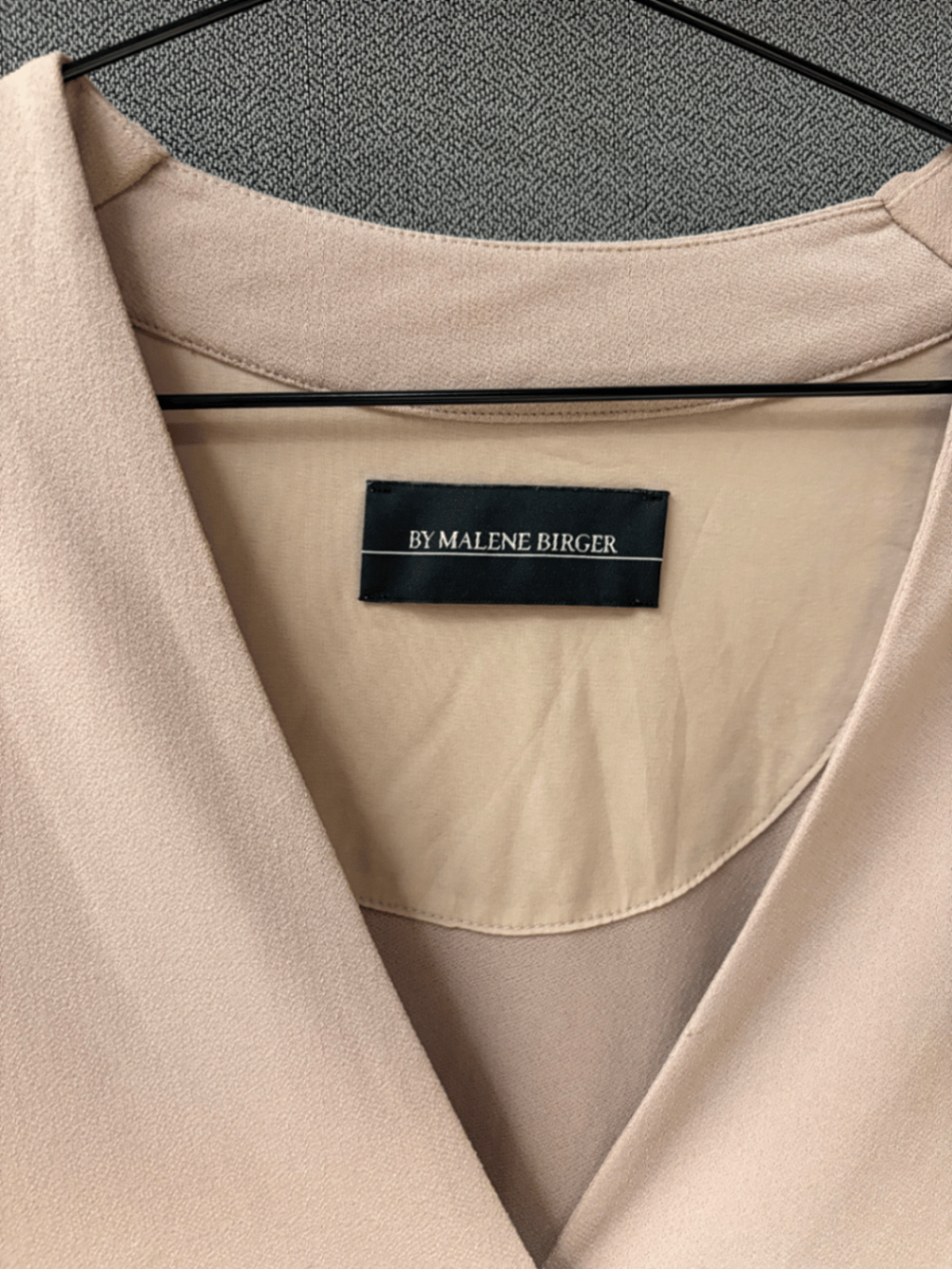 Top con scollo a V di Malene Birger - photo 7