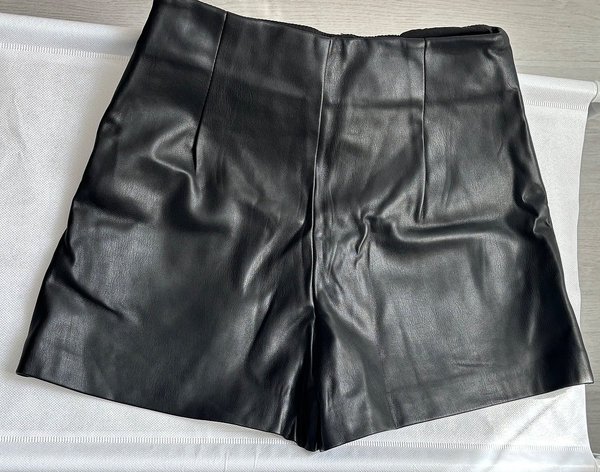 Stradivarius Faux Leather Skorts - photo 2