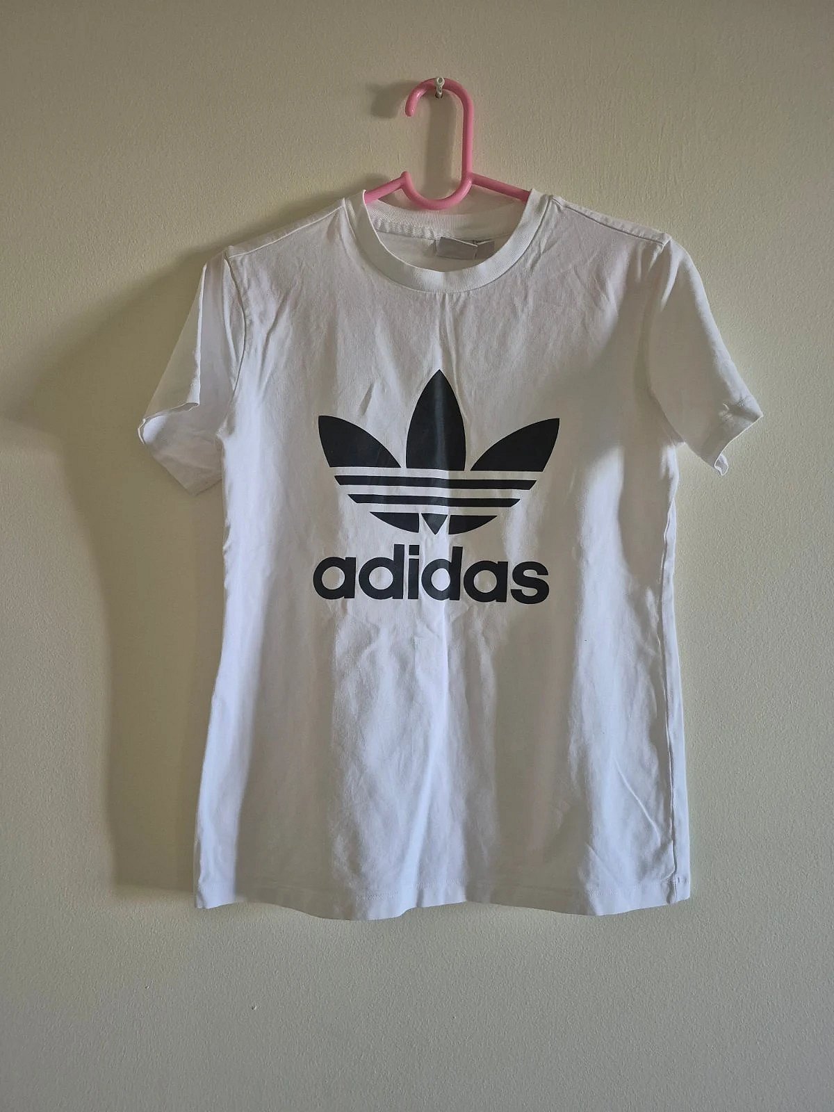 T-shirt com o logótipo da Adidas Originals - photo 2