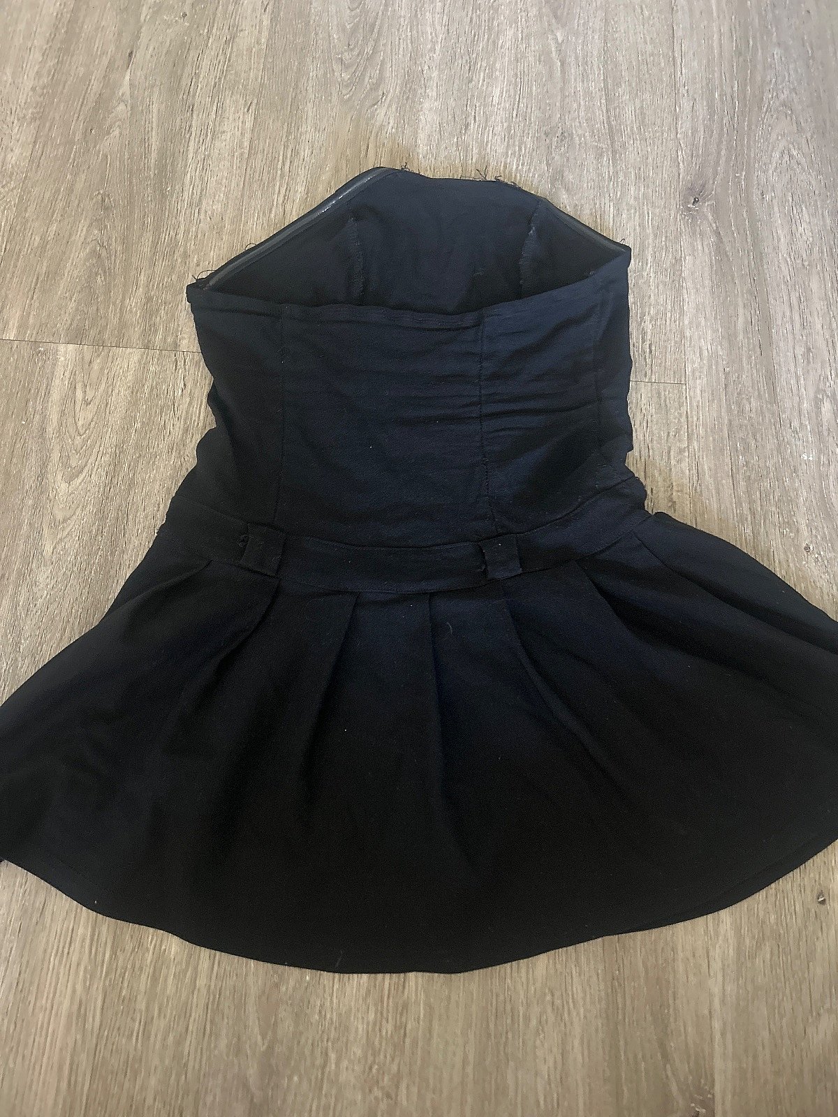 Ilbies mini iswed mingħajr strapless - photo 2