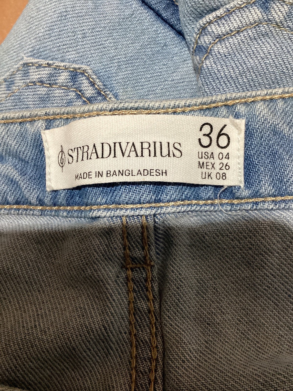 Jeans cargo wesgħin b'ħasil ċar ta' Stradivarius - photo 3