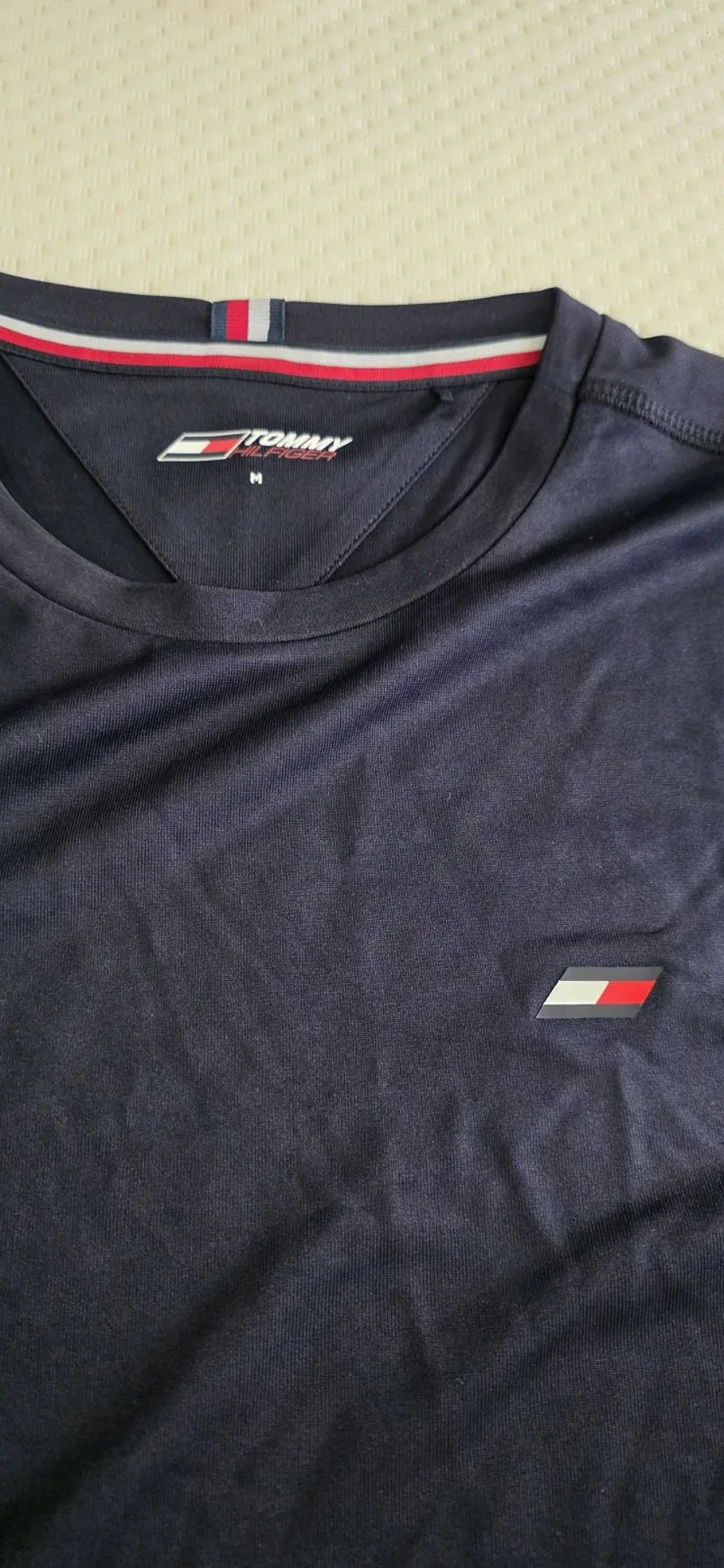 Tommy Hilfiger T-Shirts Bundle - photo 2