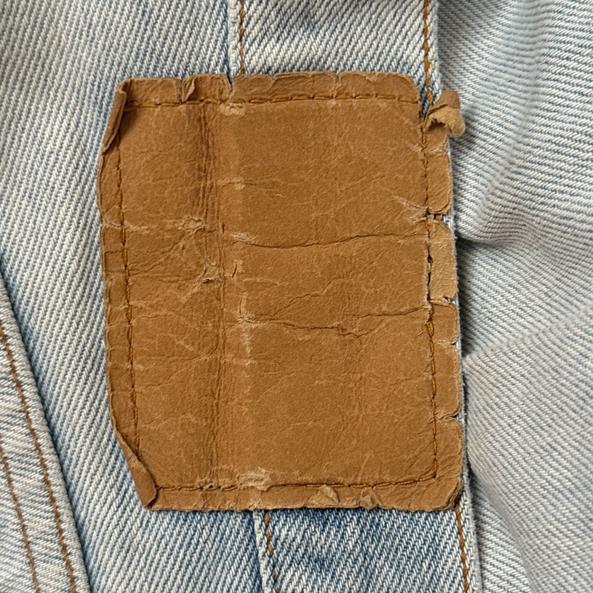 Jeans tad-Denim Levi's Vintage b'Ħasil Ċar - photo 4