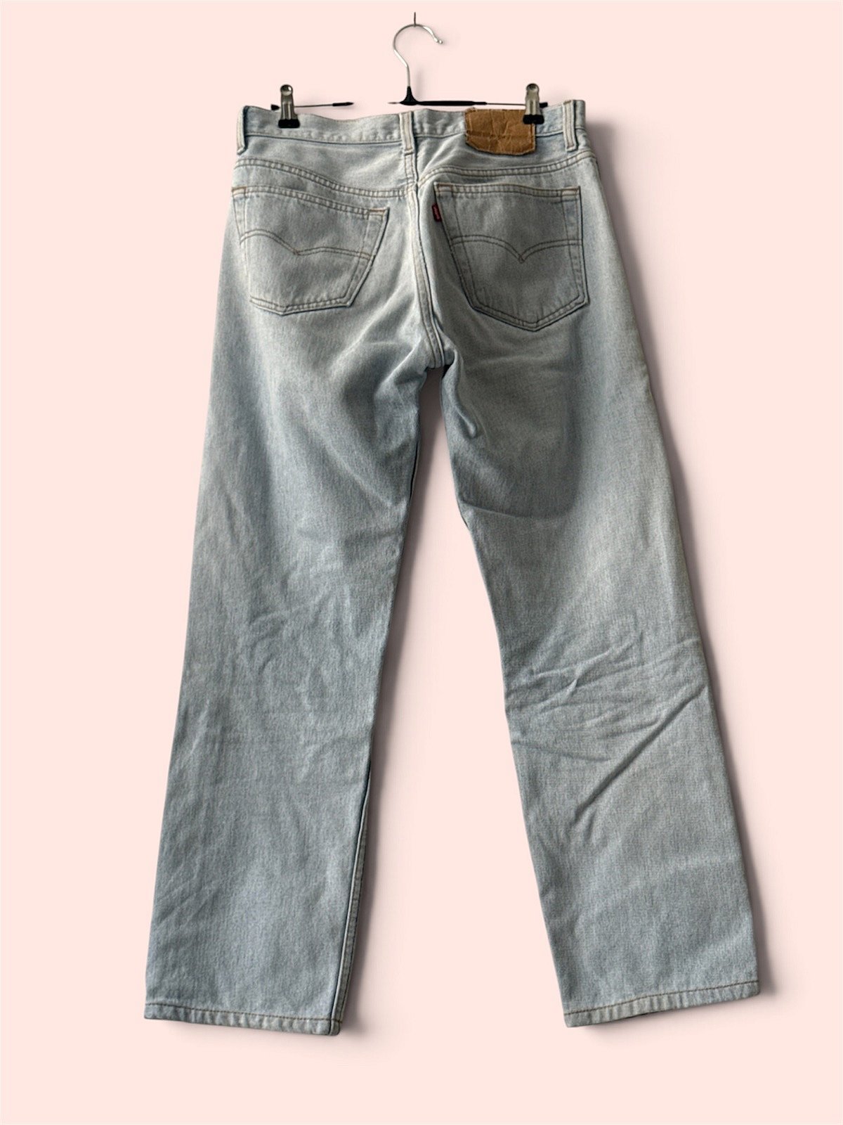 Jeans tad-Denim Levi's Vintage b'Ħasil Ċar - photo 2