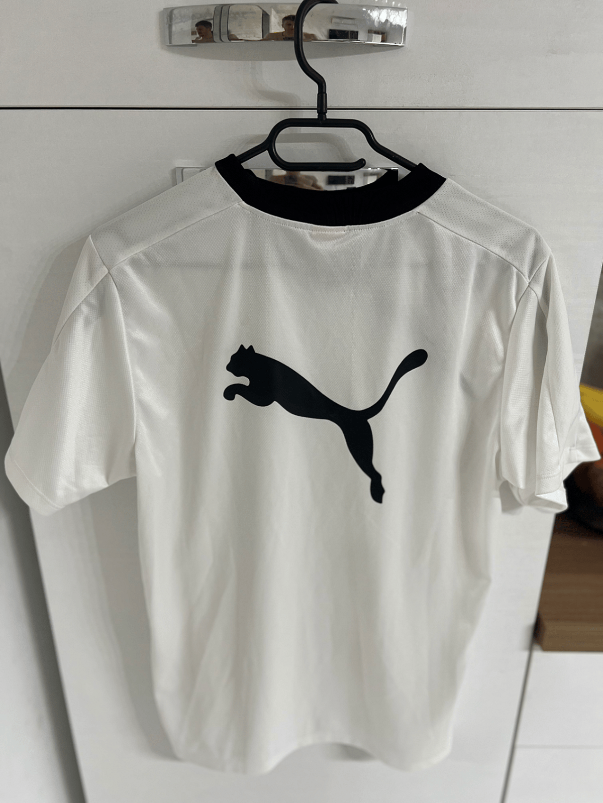 Flokk tad-dar ta' Tottenham Hotspur tal-2009/10 - photo 7