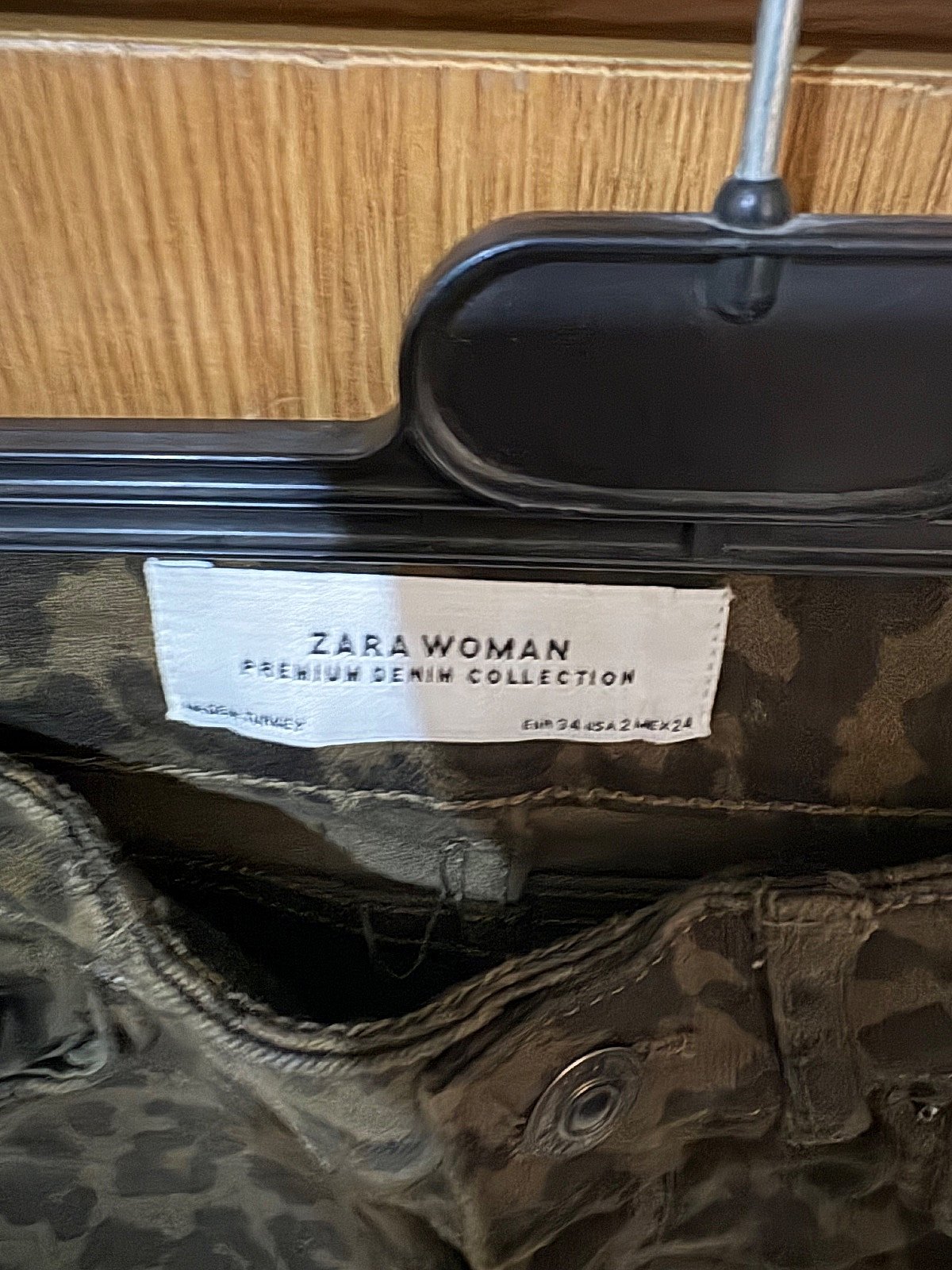 Jeans tal-Istampar tal-Leopard ta' Zara - photo 2
