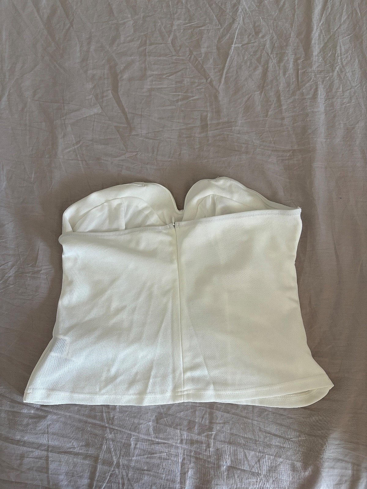 Top blanco sin tirantes muy elegante - photo 2
